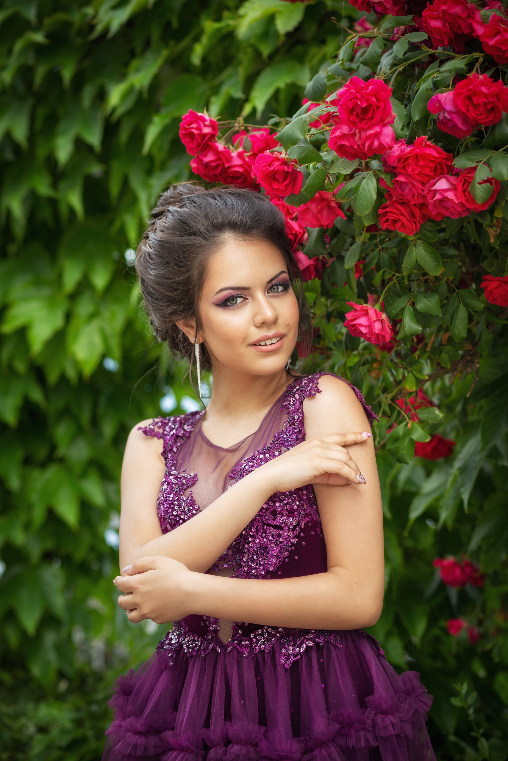 Абитуриентски снимки, ученически снимки. Фотограф Бургас. Фотосесии в студио и на открито, портрети, заснемане