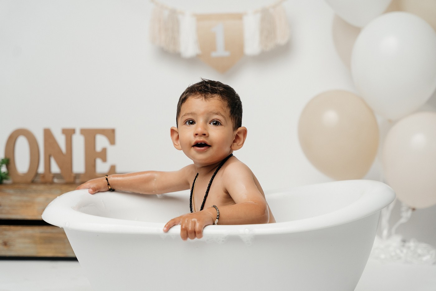 Cake smash session price guide. Newborn and family photographer. Hills District. Sydney