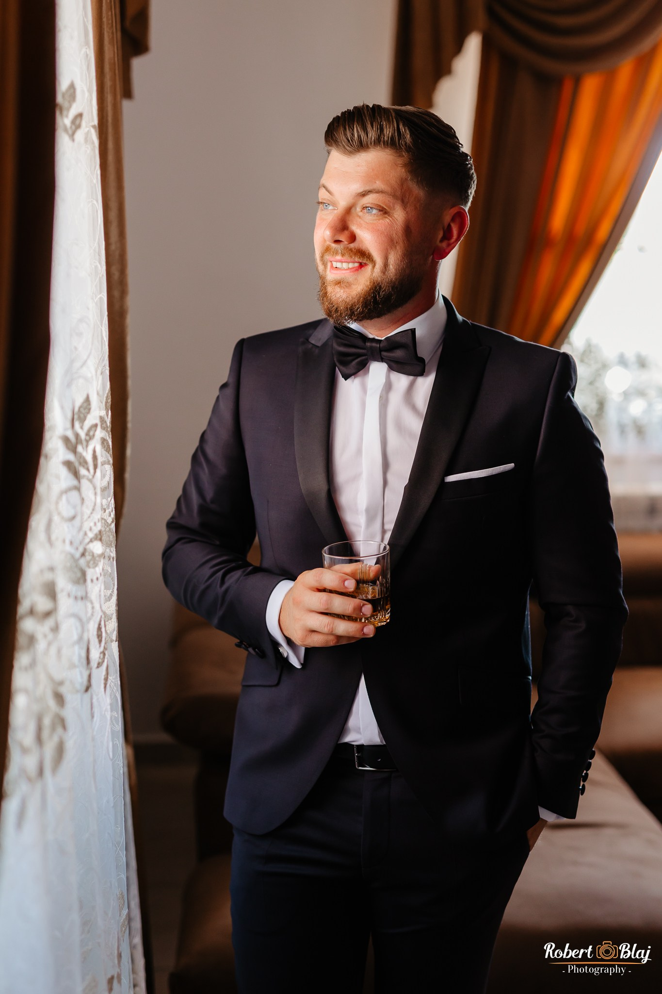 Bella & Tony. Robert Blaj - Fotograf Nuntă Iași