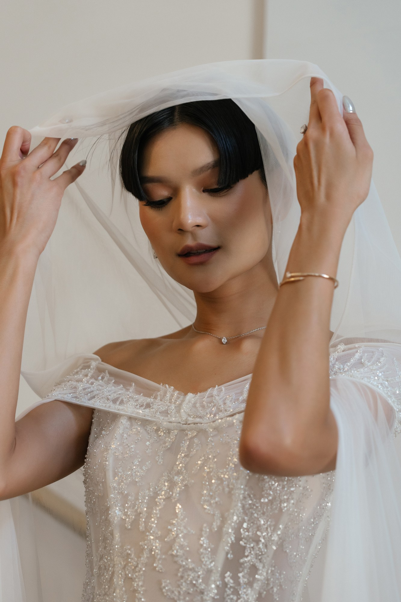 Wedding in famous Four Seasons Hotel, Madrid. Wedding photographer videographer Spain