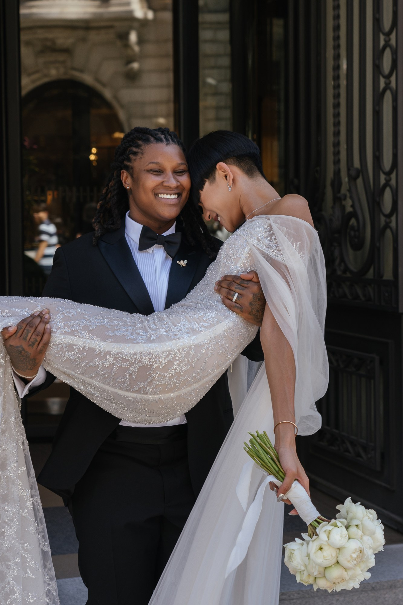 Wedding in famous Four Seasons Hotel, Madrid. Wedding photographer videographer Spain