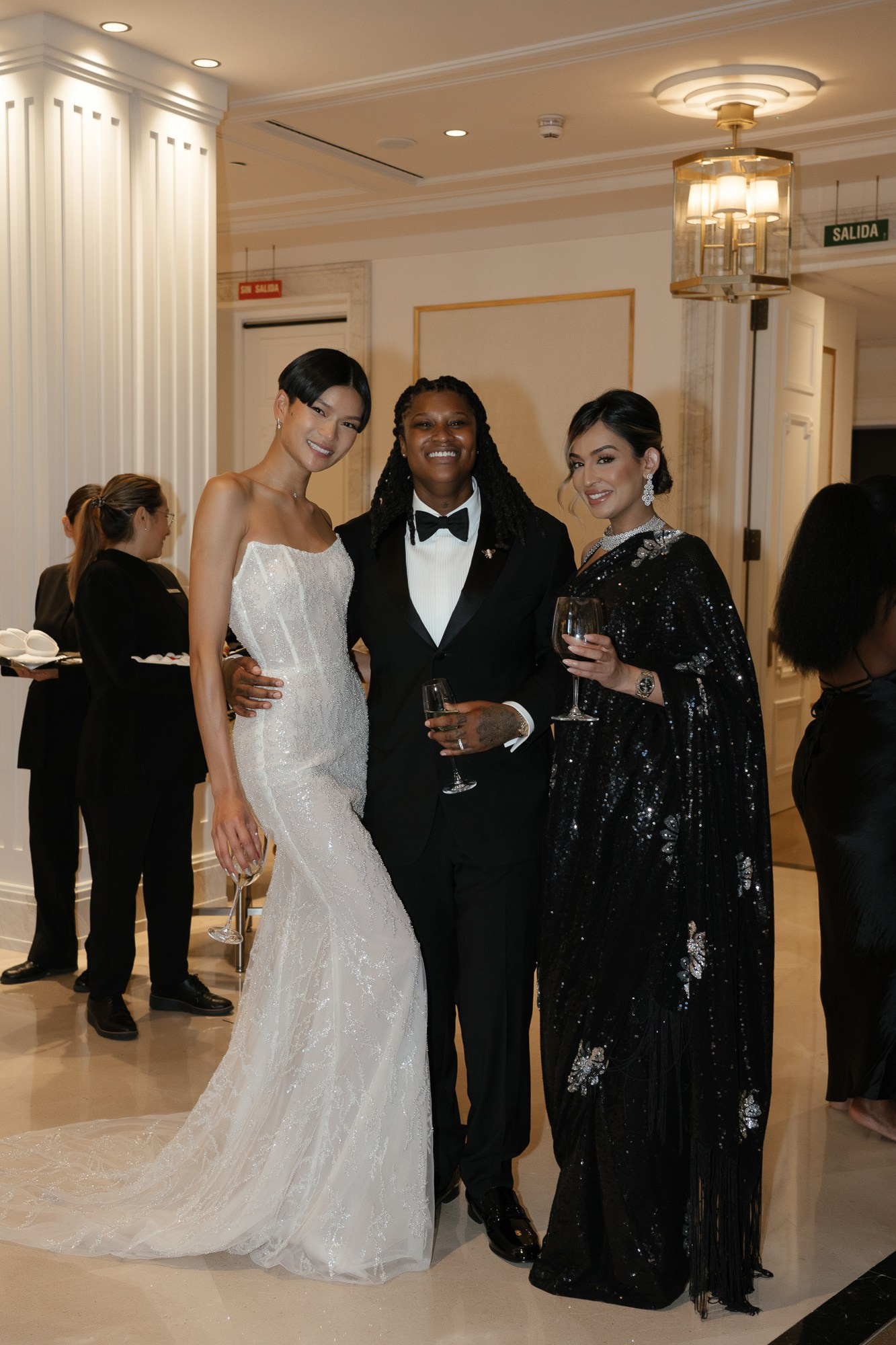 Wedding in famous Four Seasons Hotel, Madrid. Wedding photographer videographer Spain