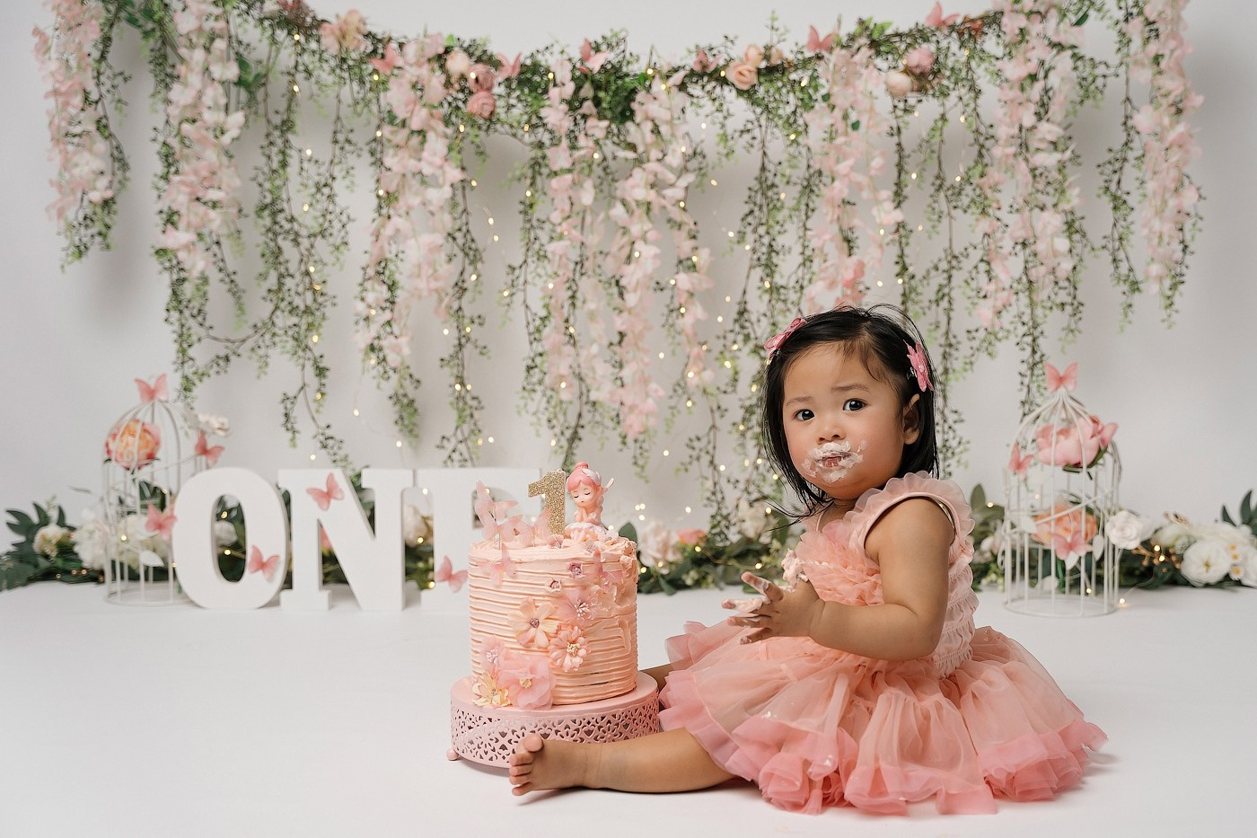 Cake smash session price guide. Newborn and family photographer. Hills District. Sydney