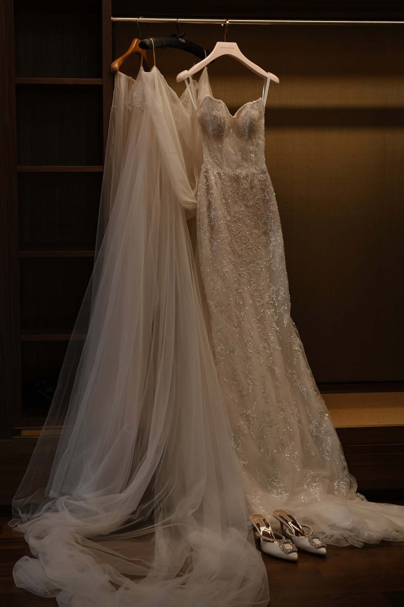 Wedding in famous Four Seasons Hotel, Madrid. Wedding photographer videographer Spain