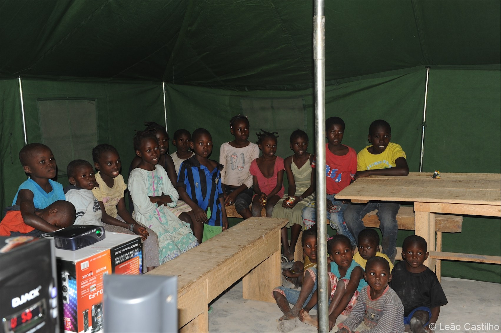 Photos of volunteer work in Congo. Simbahalu