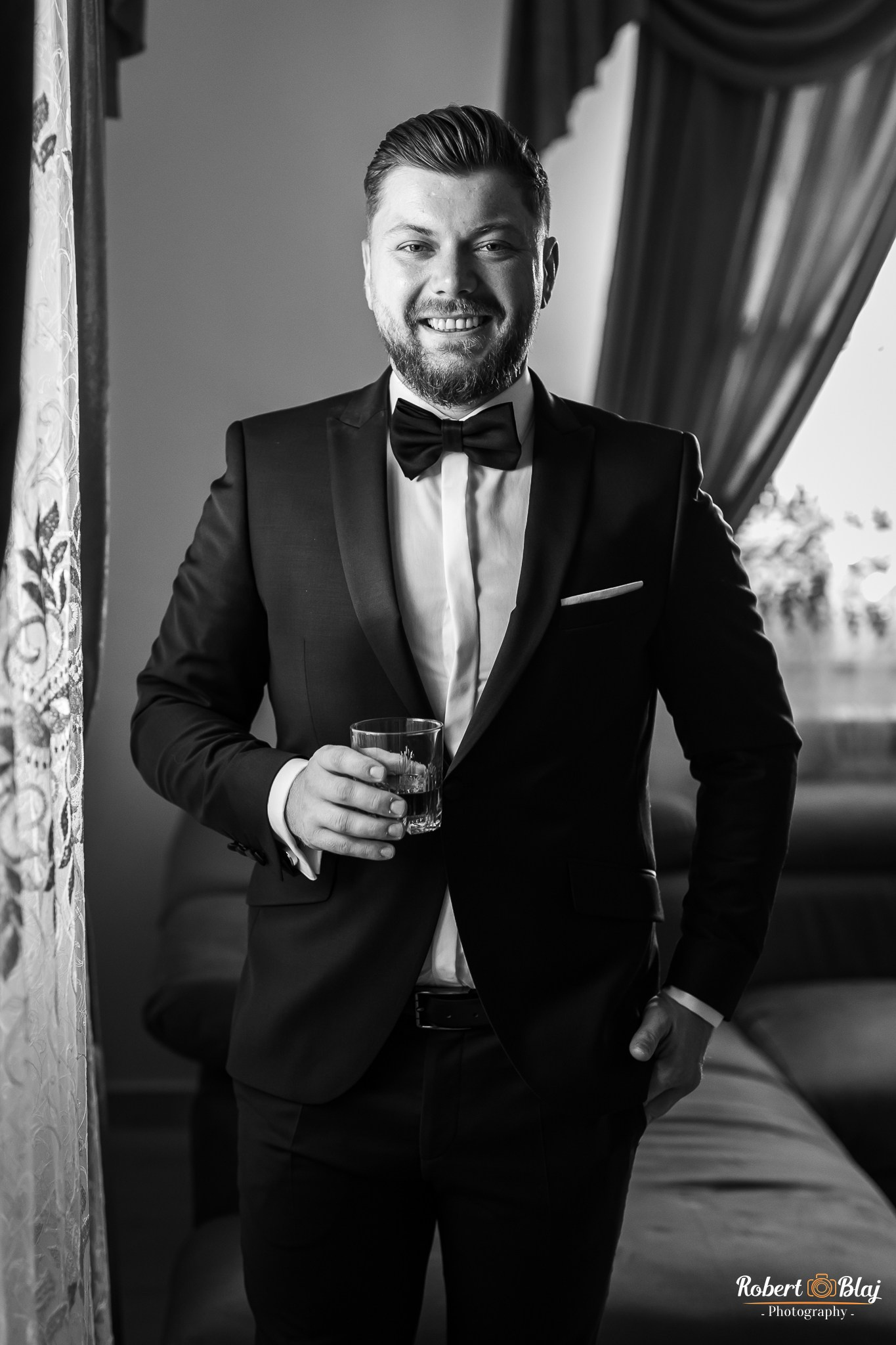 Bella & Tony. Robert Blaj - Fotograf Nuntă Iași