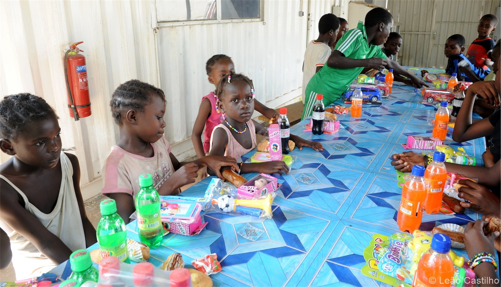 Photos of volunteer work in Congo. Simbahalu