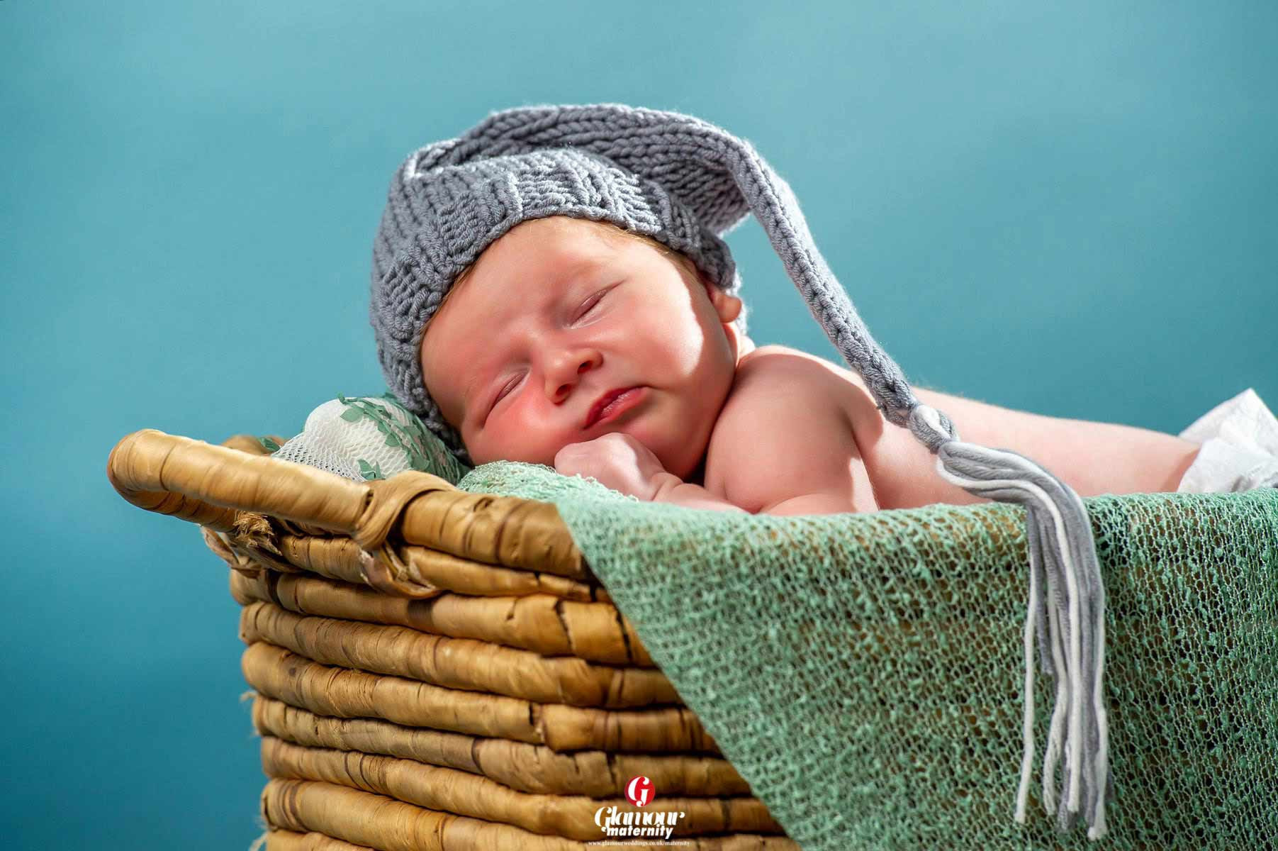 Newborn. Maternity, newborn and family photographer in London United Kingdom