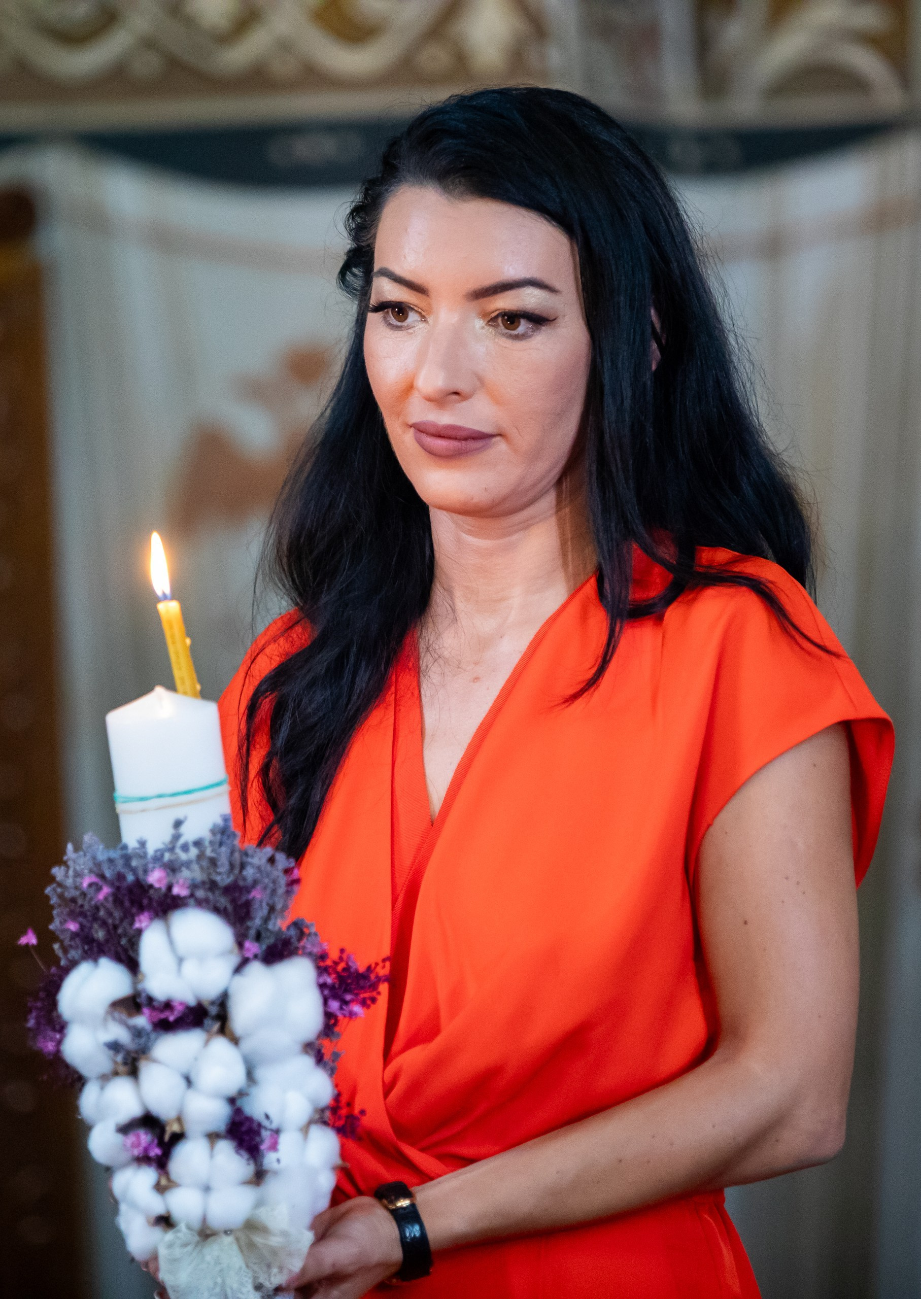 fotograf botez , fotografie botez Botoșani, fotograf Alin Chirilă, amintiri botez, fotografii botez, botez Miruna Parascheva, fotograf copii, fotografie botez în Botoșani-alt="botez , fotografie botez Alin Chirilă, amintiri botez, fotografii emoționante botez Botoșani"-- fotografii-botez-bebelus- amintiri-botez-micuț- moment-sfânt-crestinare- fotografie-emotionanta-botez- detalii-botez-bebelusi- parinti-fericiti-la-botez- fotograf-botez-profesionist- botez-in-biserica-ortodoxa- micuț-botezat-cu-emoție- zâmbete-și-lacrimi-la-botez- bebeluș-la-cristelniță- decor-botez-colorat- botez-cu-dragoste-și-credință- emotie-pura-la-botez- fotograf-botez-botosani- botez-iasi-suceava-fotograf- amintiri-nepretuite-botez-- Preotul ținându-l pe micuțul Mathias Gabriel la botez, în biserica Înălțarea Domnului, Copălău - Detalii de la botezul lui Mathias – lumânare, trusou și icoană - Familia lui Mathias Gabriel alături de micuț, în ziua botezului - Portret emoționant cu mama și bebelușul în brațe, în biserică,fotograf profesionist evenimente Botoșani, Iași, Suceava, Fălticeni, Bacău, Pașcani, Roman - AlinoFotoStudio by Alin Chirilă - servicii foto nuntă, botez, cununie, ședințe foto creative, albume personalizate, fotografii emoționante și calitative pentru cele mai importante momente din viață,fotograf nuntă Botoșani Alin Chirilă, ședință foto botez Iași - AlinoFotoStudio, servicii fotograf profesionist evenimente Suceava, fotograf cununie civilă Fălticeni - Alin Chirilă, album foto nuntă personalizat Bacău.“Bebeluș botezat în biserică, ținut în brațe de nași” • “Detaliu cu lumânarea de botez decorată cu flori albe” • “Părinți emoționați alături de copilul lor la ceremonia de botez” • “Masa festivă de botez cu decor tematic și tort personalizat” • “Momentul în care preotul toarnă apă sfințită pe fruntea bebelușului” “Bebeluș în rochie albă de botez, zâmbind în brațele mamei” • “Detaliu cu cruciulița de botez așezată pe o pernă de satin” • “Părinți și nași aprinzând lumânările în timpul ceremoniei de botez” • “Tort de botez decorat cu figurine tematice și numele copilului” • “Copil botezat dormind liniștit în pătuțul decorat festiv” • “Momentul în care preotul binecuvântează copilul în fața altarului” • “Invitați adunându-se în jurul mesei festive la petrecerea de botez” • “Bebeluș ținând în mână o jucărie personalizată primită la botez” • “Familie fericită pozând împreună după ceremonia de botez” • “Decor tematic cu baloane și flori la locația petrecerii de botez” fotograf Botoșani fotograf evenimente fotograf botez Alin Chirila fotograf alinofotostudio.fotograf botez Amelis Maria, fotografie botez Botoșani, fotograf Alin Chirilă, amintiri botez, fotografii botez, botez Amelis Maria, fotograf copii, fotografie botez în Botoșani,