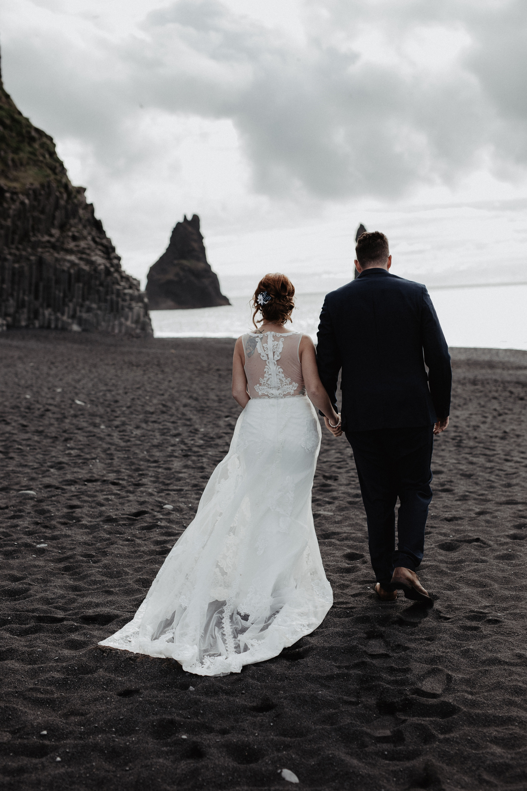 Black beach Iceland elopement | Iceland elopement photographer. Iceland elopement photographer & videographer
