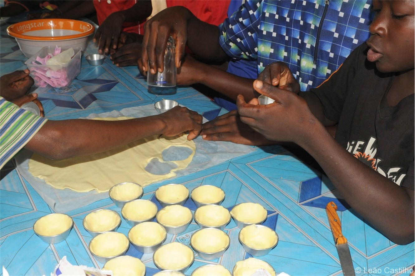 Photos of volunteer work in Congo. Simbahalu