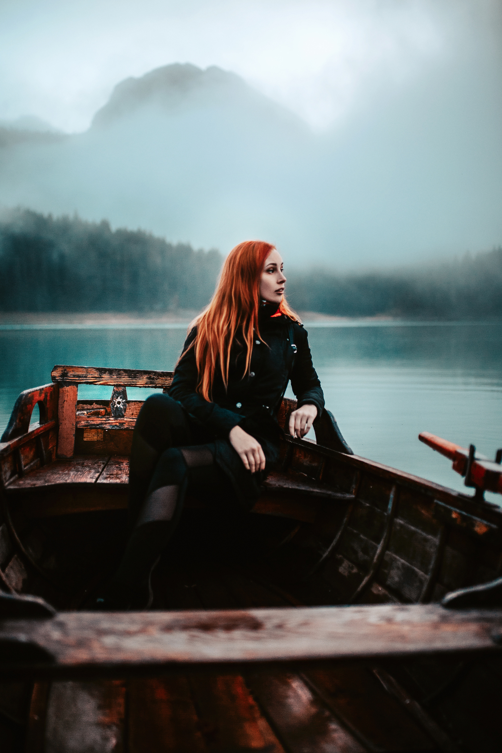 Elena Skullova, photographer and model. Mark Smilyanic | Portrait and Adventure Photographer from Belgrade