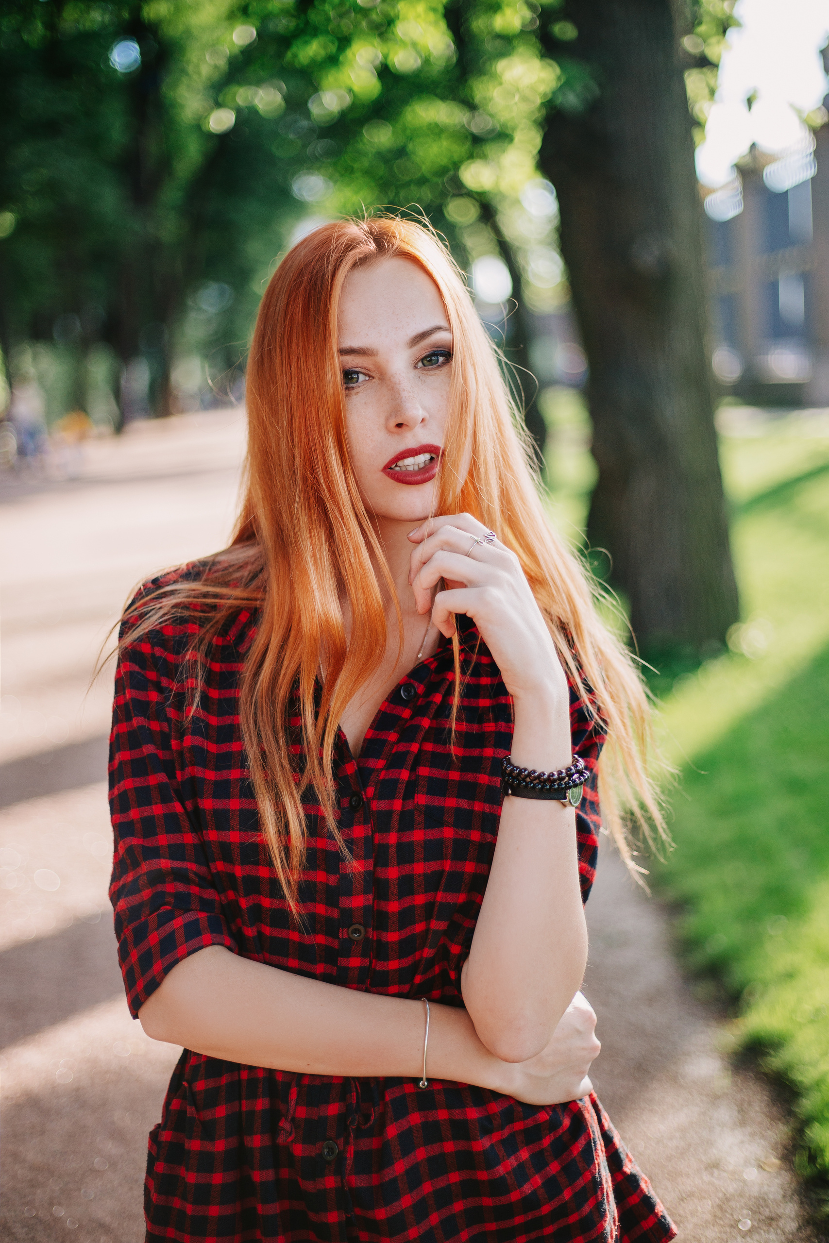 Elena Skullova, photographer and model. Mark Smilyanic | Portrait and Adventure Photographer from Belgrade