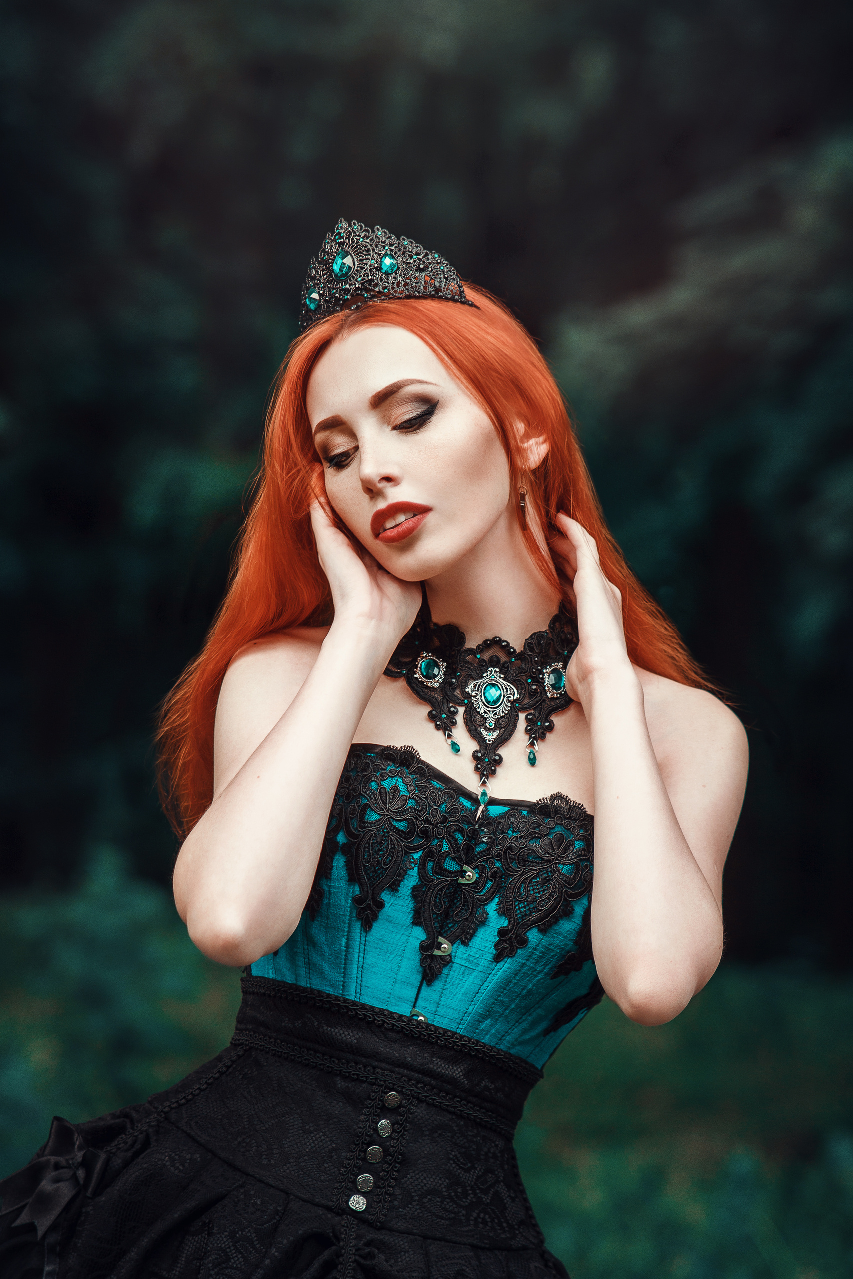 Elena Skullova, photographer and model. Mark Smilyanic | Portrait and Adventure Photographer from Belgrade