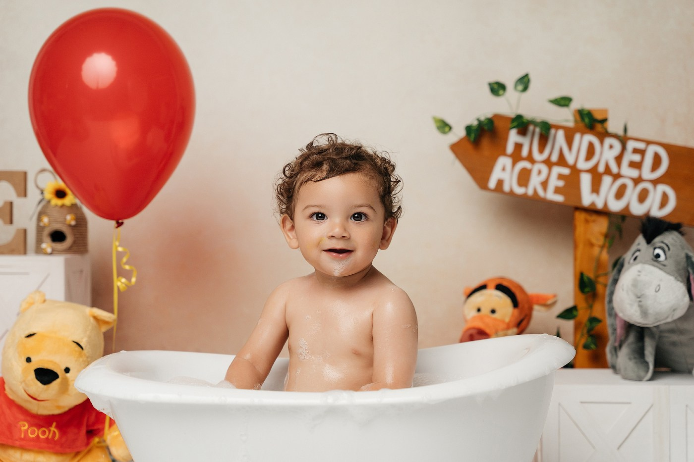 Cake smash session price guide. Newborn and family photographer. Hills District. Sydney