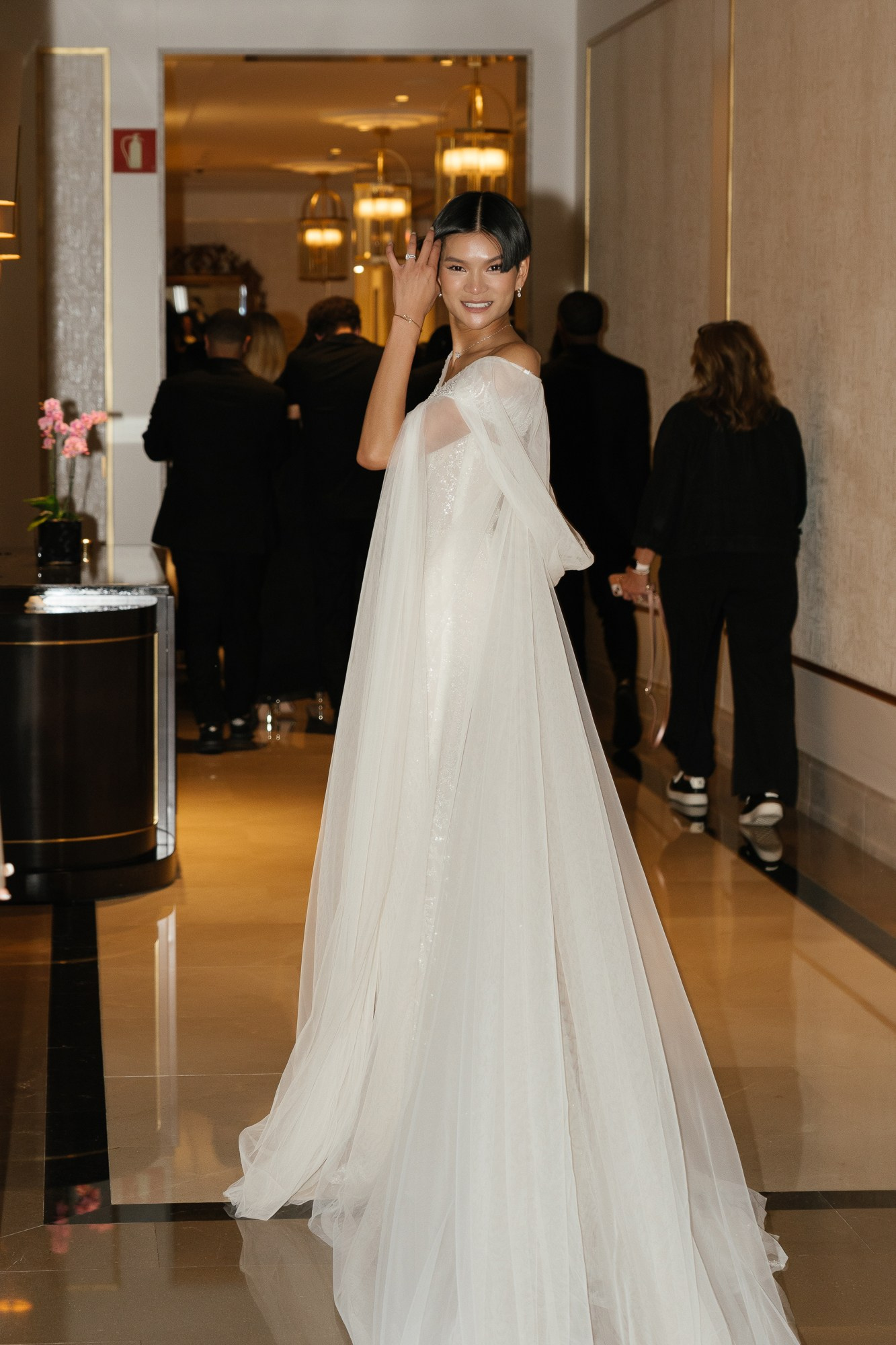 Wedding in famous Four Seasons Hotel, Madrid. Wedding photographer videographer Spain