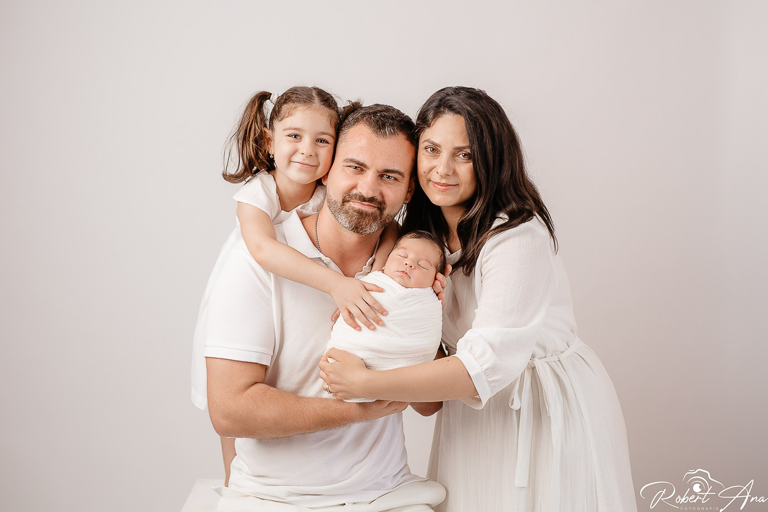 Bebeluși. Robert Blaj - Fotograf Nuntă Iași