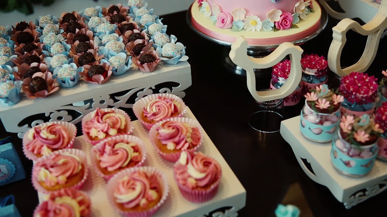 Alisa ja Manuela, 1-vuotissynttärit