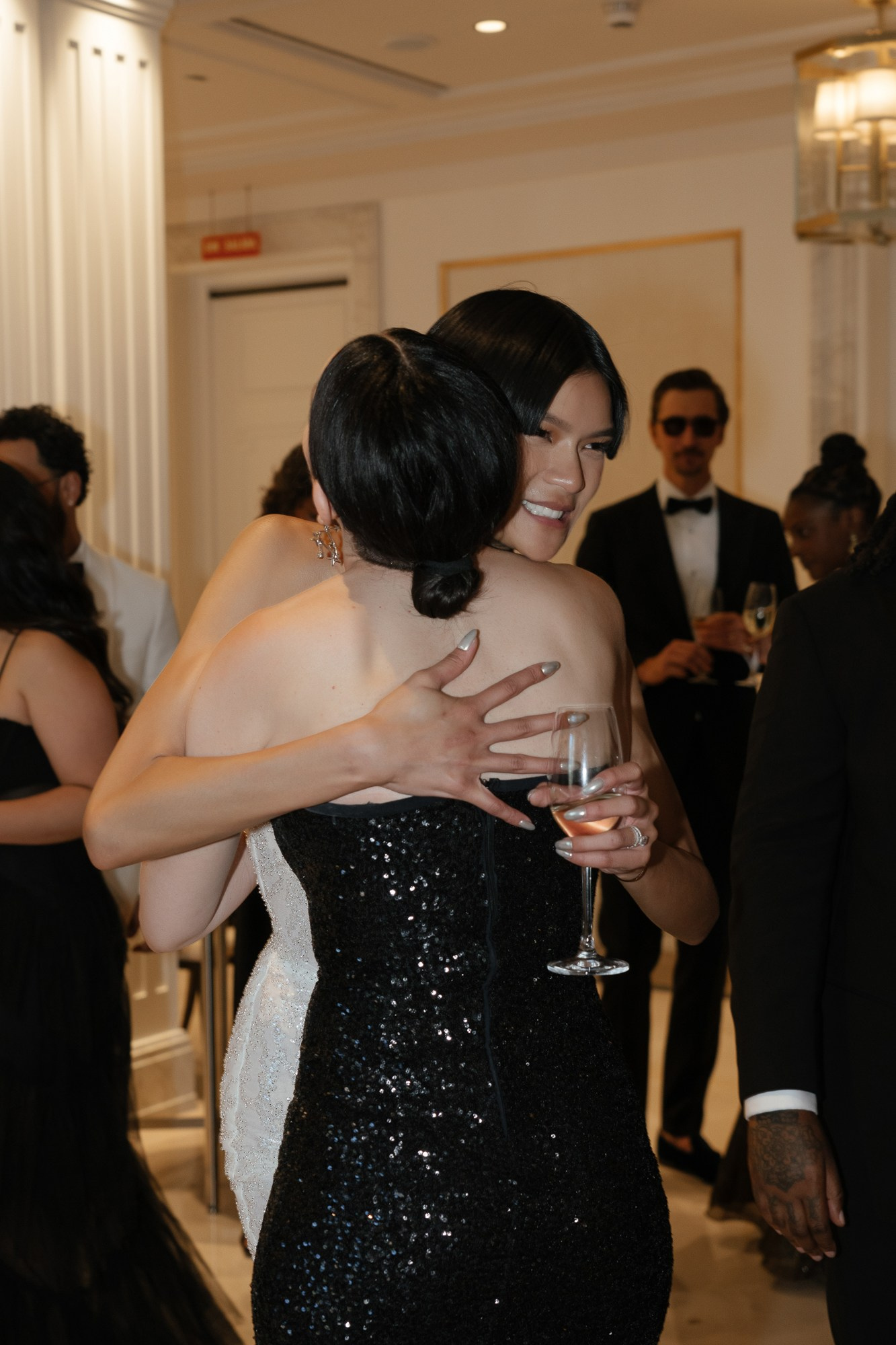 Wedding in famous Four Seasons Hotel, Madrid. Wedding photographer videographer Spain