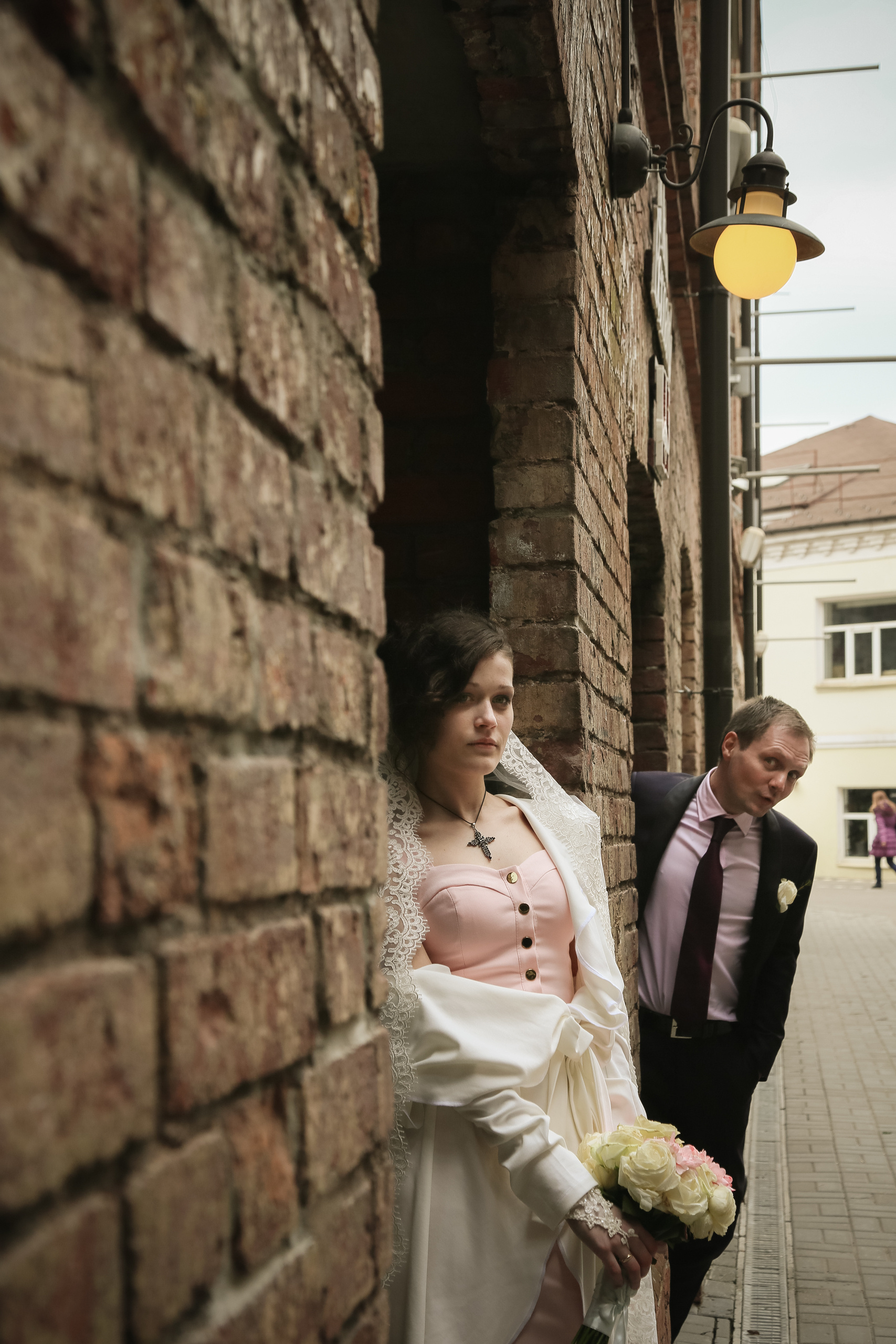 Wedding photos of bride, Wedding photos of groom. Wedding and family photographer in Cork, Ireland. Tigran