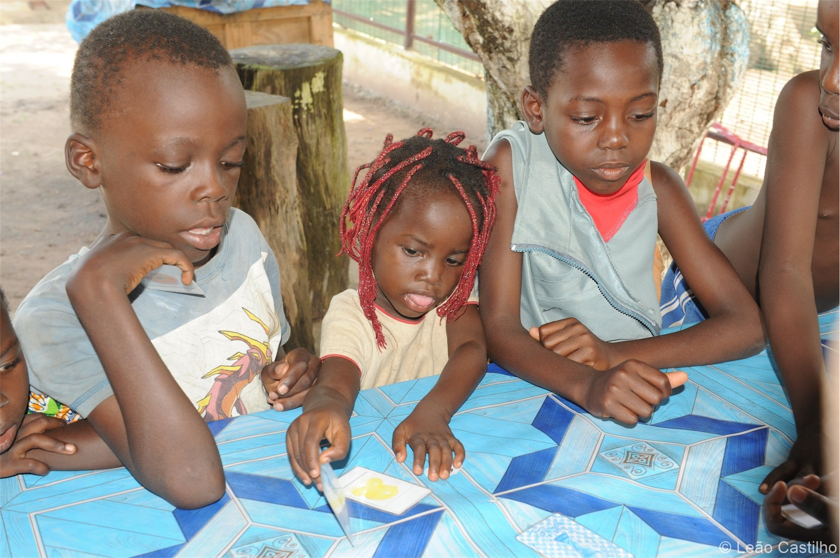 Photos of volunteer work in Congo. Simbahalu