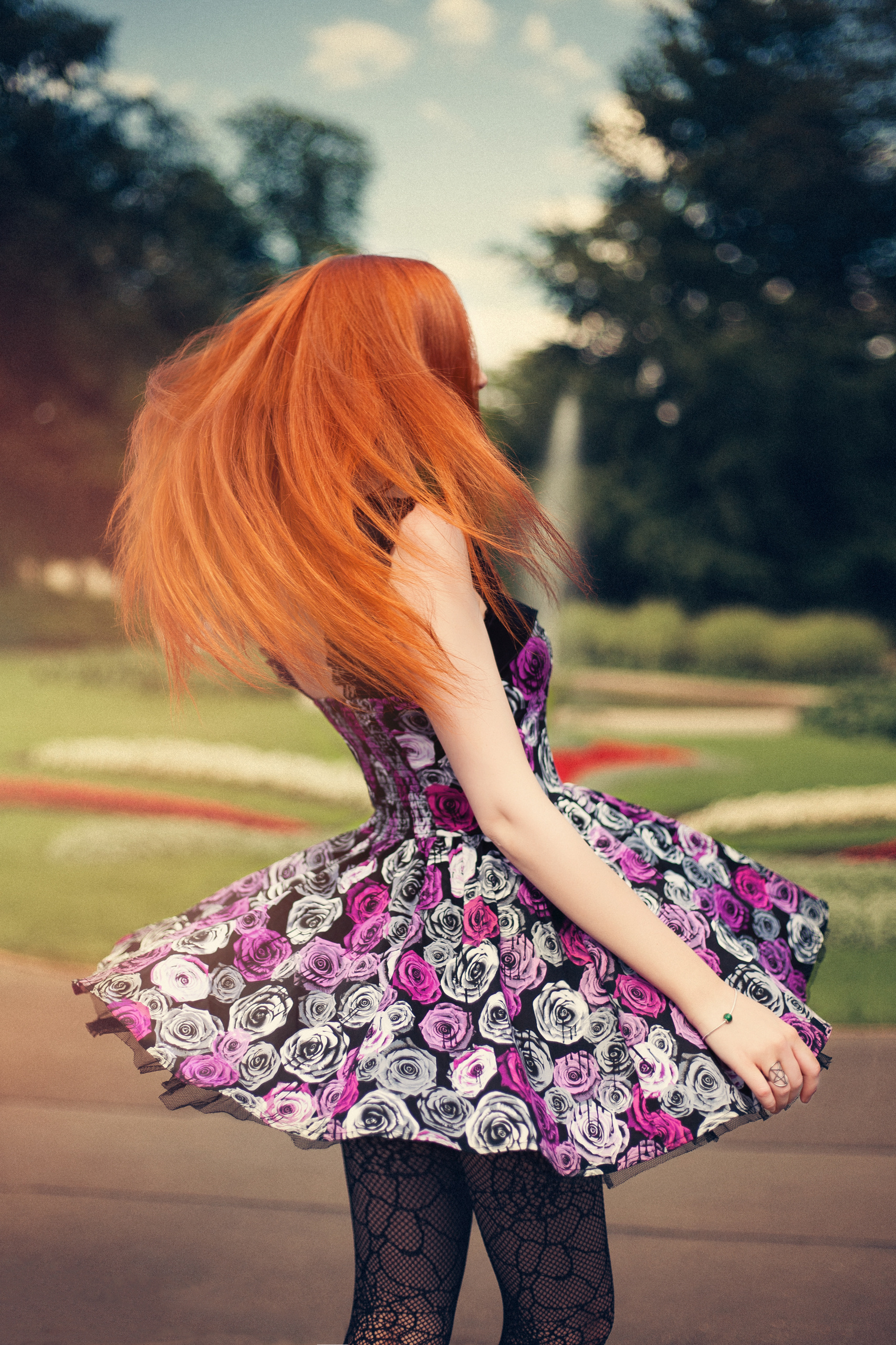 Elena Skullova, photographer and model. Mark Smilyanic | Portrait and Adventure Photographer from Belgrade