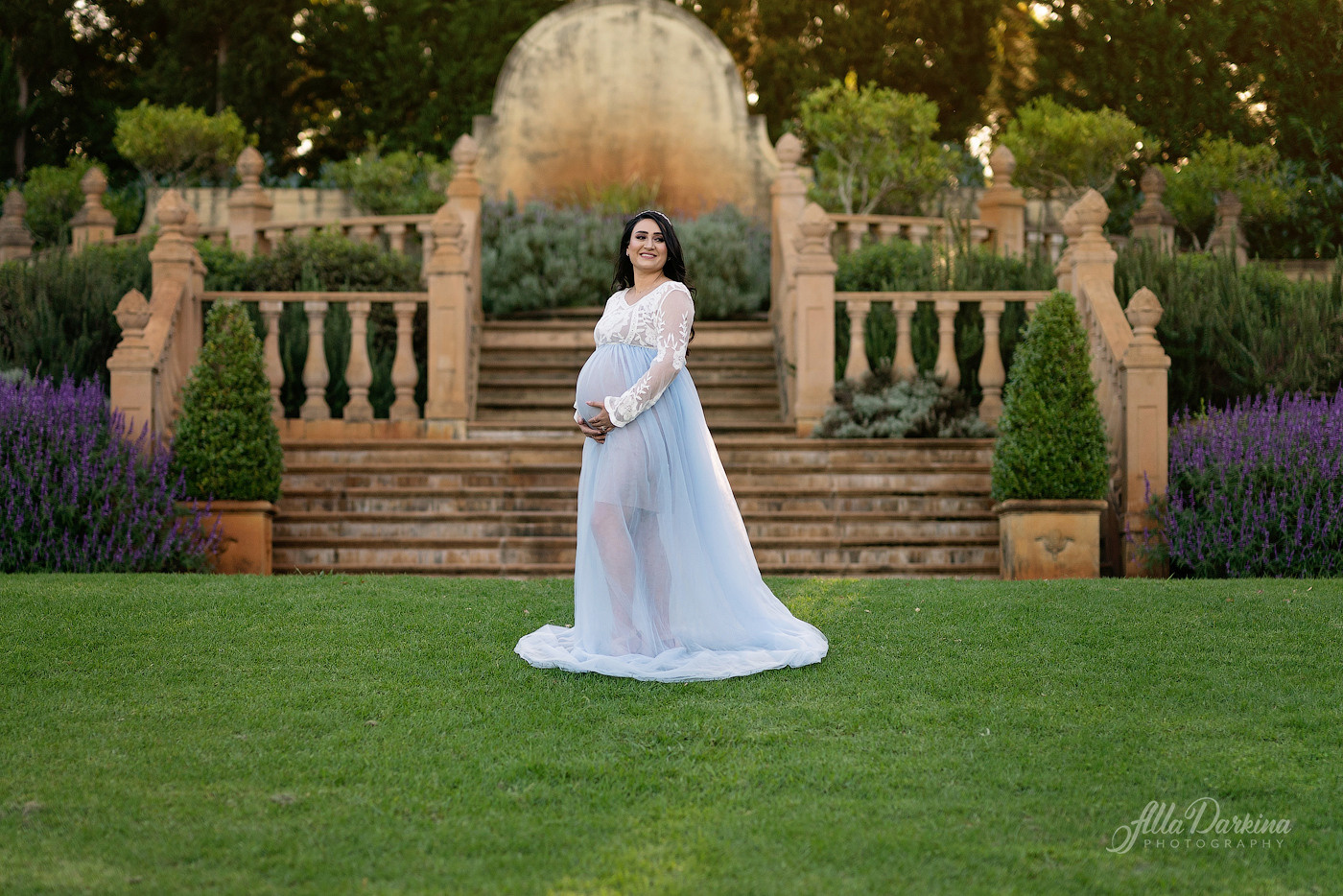 Maternity session session price guide. Newborn and family photographer. Hills District. Sydney