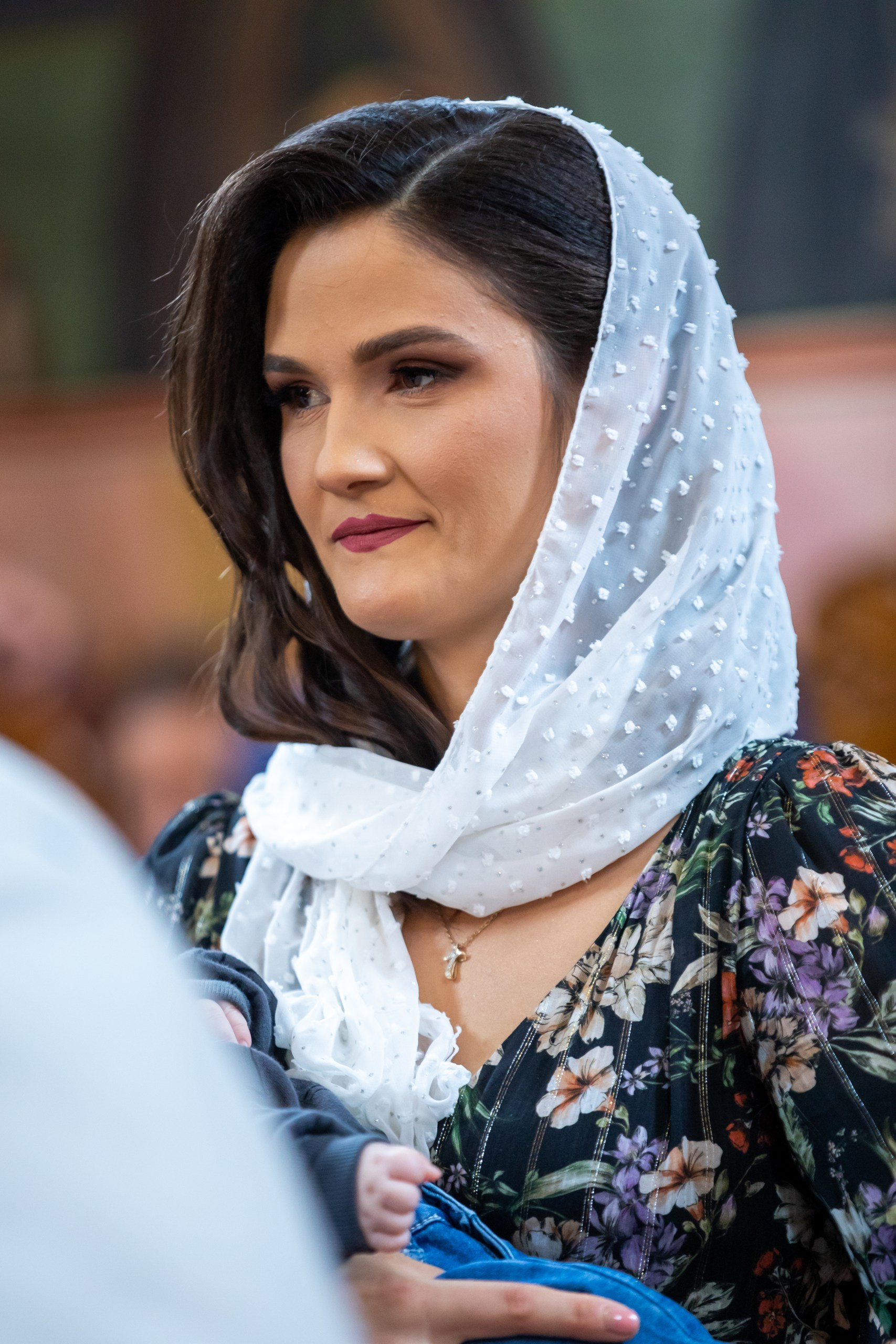 fotograf botez , fotografie botez Botoșani, fotograf Alin Chirilă, amintiri botez, fotografii botez, botez Miruna Parascheva, fotograf copii, fotografie botez în Botoșani-alt="botez , fotografie botez Alin Chirilă, amintiri botez, fotografii emoționante botez Botoșani"-- fotografii-botez-bebelus- amintiri-botez-micuț- moment-sfânt-crestinare- fotografie-emotionanta-botez- detalii-botez-bebelusi- parinti-fericiti-la-botez- fotograf-botez-profesionist- botez-in-biserica-ortodoxa- micuț-botezat-cu-emoție- zâmbete-și-lacrimi-la-botez- bebeluș-la-cristelniță- decor-botez-colorat- botez-cu-dragoste-și-credință- emotie-pura-la-botez- fotograf-botez-botosani- botez-iasi-suceava-fotograf- amintiri-nepretuite-botez-- Preotul ținându-l pe micuțul Mathias Gabriel la botez, în biserica Înălțarea Domnului, Copălău - Detalii de la botezul lui Mathias – lumânare, trusou și icoană - Familia lui Mathias Gabriel alături de micuț, în ziua botezului - Portret emoționant cu mama și bebelușul în brațe, în biserică,fotograf profesionist evenimente Botoșani, Iași, Suceava, Fălticeni, Bacău, Pașcani, Roman - AlinoFotoStudio by Alin Chirilă - servicii foto nuntă, botez, cununie, ședințe foto creative, albume personalizate, fotografii emoționante și calitative pentru cele mai importante momente din viață,fotograf nuntă Botoșani Alin Chirilă, ședință foto botez Iași - AlinoFotoStudio, servicii fotograf profesionist evenimente Suceava, fotograf cununie civilă Fălticeni - Alin Chirilă, album foto nuntă personalizat Bacău.“Bebeluș botezat în biserică, ținut în brațe de nași” • “Detaliu cu lumânarea de botez decorată cu flori albe” • “Părinți emoționați alături de copilul lor la ceremonia de botez” • “Masa festivă de botez cu decor tematic și tort personalizat” • “Momentul în care preotul toarnă apă sfințită pe fruntea bebelușului” “Bebeluș în rochie albă de botez, zâmbind în brațele mamei” • “Detaliu cu cruciulița de botez așezată pe o pernă de satin” • “Părinți și nași aprinzând lumânările în timpul ceremoniei de botez” • “Tort de botez decorat cu figurine tematice și numele copilului” • “Copil botezat dormind liniștit în pătuțul decorat festiv” • “Momentul în care preotul binecuvântează copilul în fața altarului” • “Invitați adunându-se în jurul mesei festive la petrecerea de botez” • “Bebeluș ținând în mână o jucărie personalizată primită la botez” • “Familie fericită pozând împreună după ceremonia de botez” • “Decor tematic cu baloane și flori la locația petrecerii de botez” fotograf Botoșani fotograf evenimente fotograf botez Alin Chirila fotograf alinofotostudio.fotograf botez Amelis Maria, fotografie botez Botoșani, fotograf Alin Chirilă, amintiri botez, fotografii botez, botez Amelis Maria, fotograf copii, fotografie botez în Botoșani,