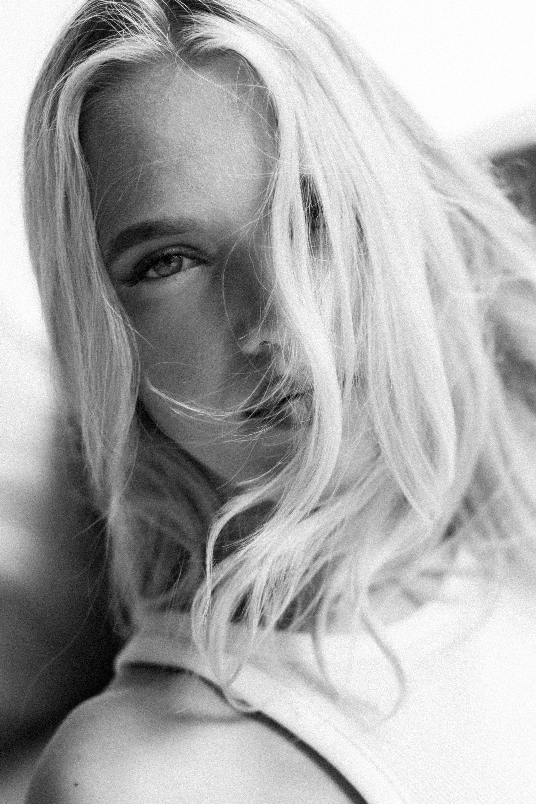 AlinaLazurko.uk | Professional portrait photographer