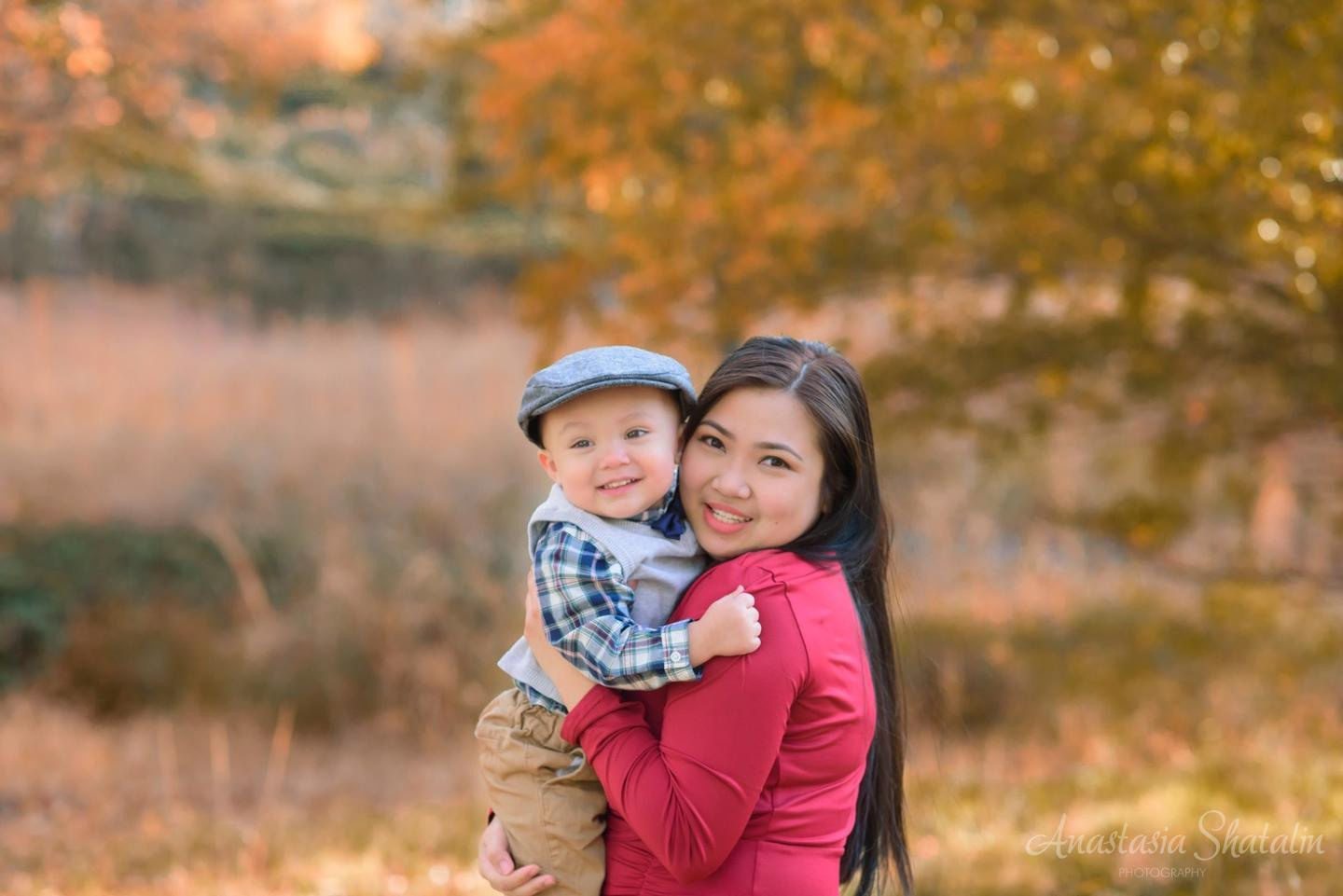Outdoor fall family photographer Rocklin, CA. Family photographer in Roseville, Rocklin, Folsom, Sacramento