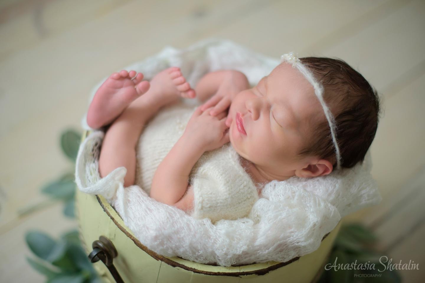 Newborn photography Roseville. Family photographer in Roseville, Rocklin, Folsom, Sacramento