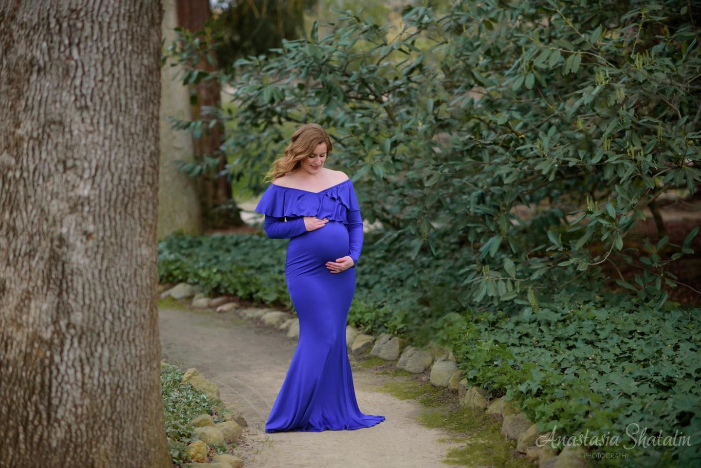 Maternity outdoor photography Carmichael, Fair oaks, Ranco Cordova. Family photographer in Roseville, Rocklin, Folsom, Sacramento