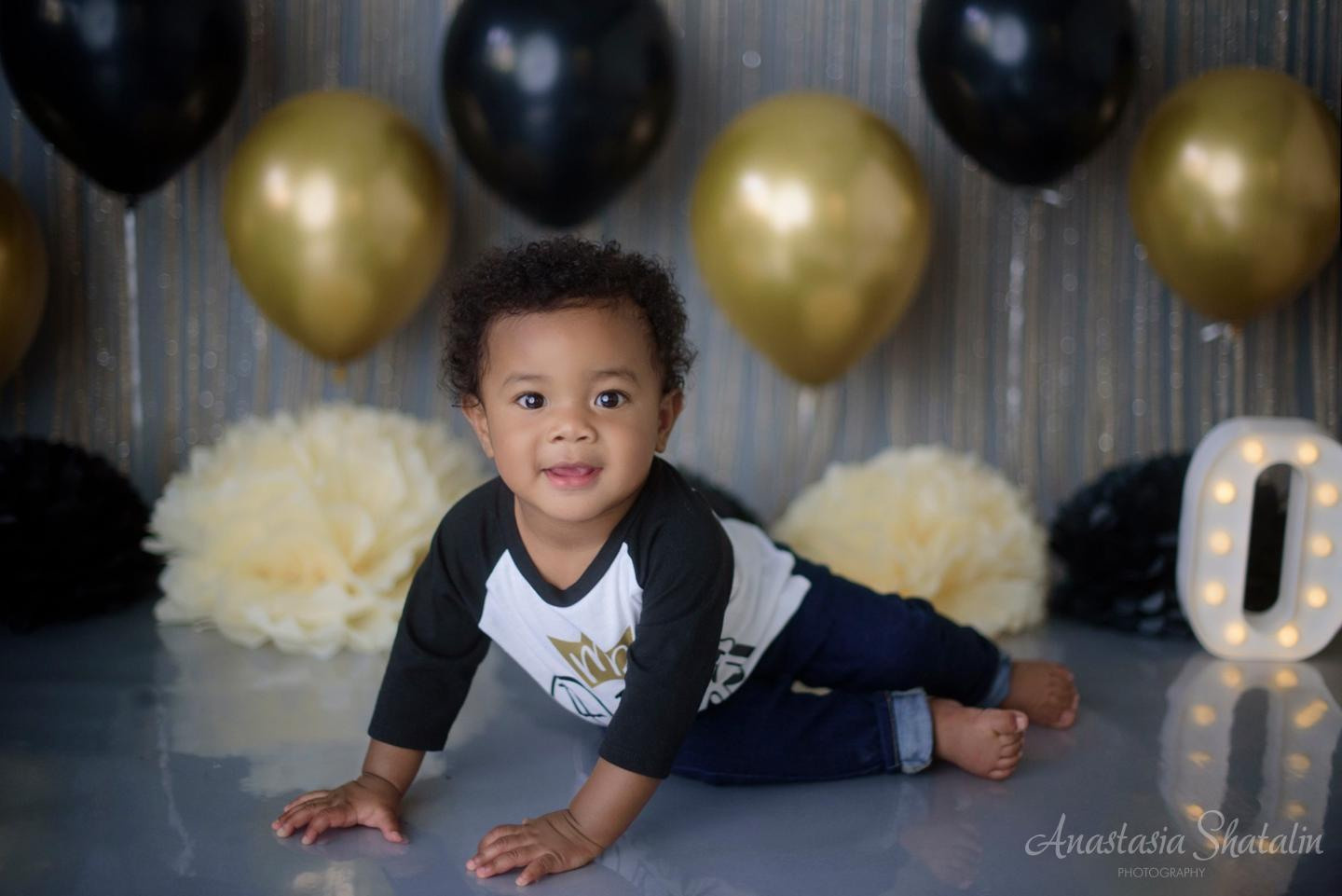 Mr Onederful cake smash 1st birthday photography Rocklin. Family photographer in Roseville, Rocklin, Folsom, Sacramento