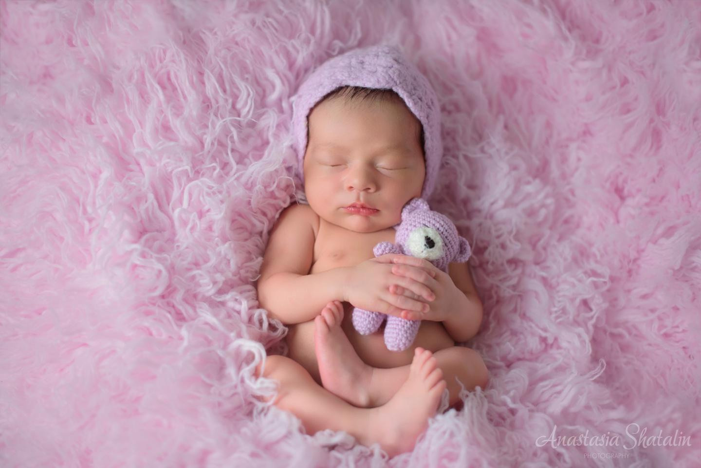 Newborn photography Roseville. Family photographer in Roseville, Rocklin, Folsom, Sacramento