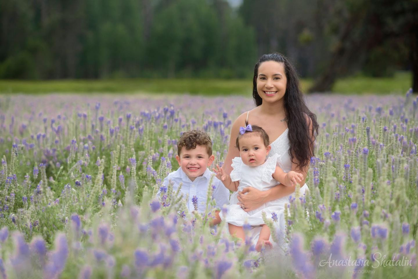 Family outdoor portraits lake Tahoe. Family photographer in Roseville, Rocklin, Folsom, Sacramento