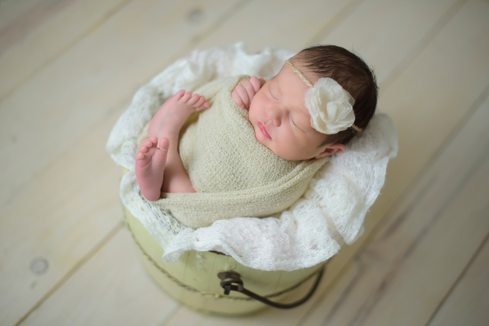 Newborn photography Roseville. Family photographer in Roseville, Rocklin, Folsom, Sacramento