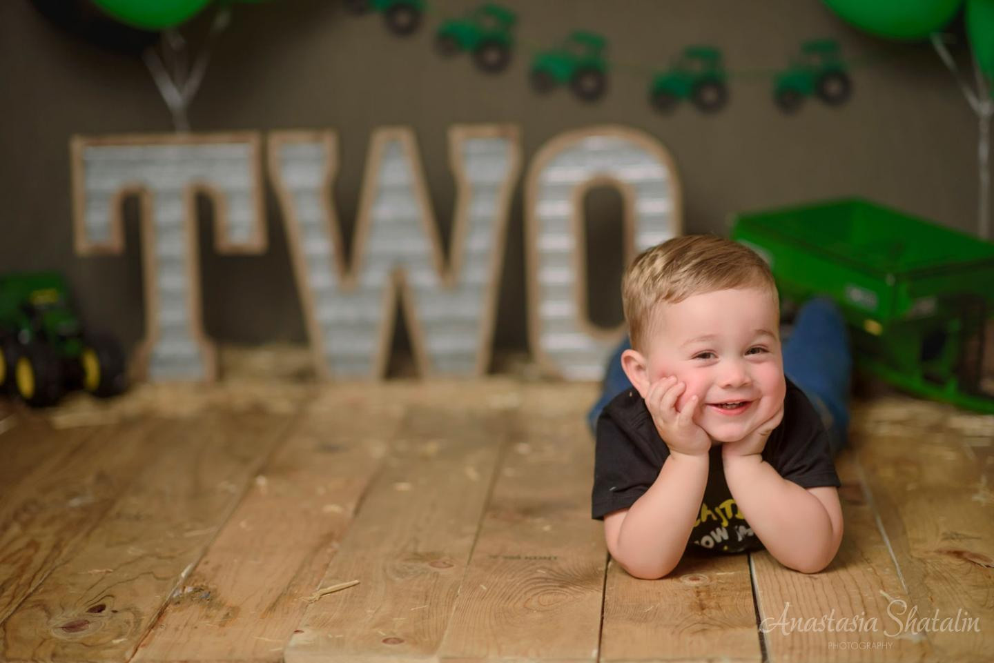 Second birthday photoshoot kids child photographer Roseville, Rocklin. Family photographer in Roseville, Rocklin, Folsom, Sacramento