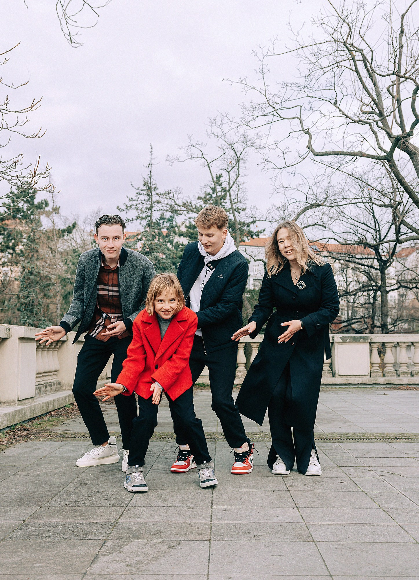 Наталья с семьей. Rodinný a svatební fotograf v Praze