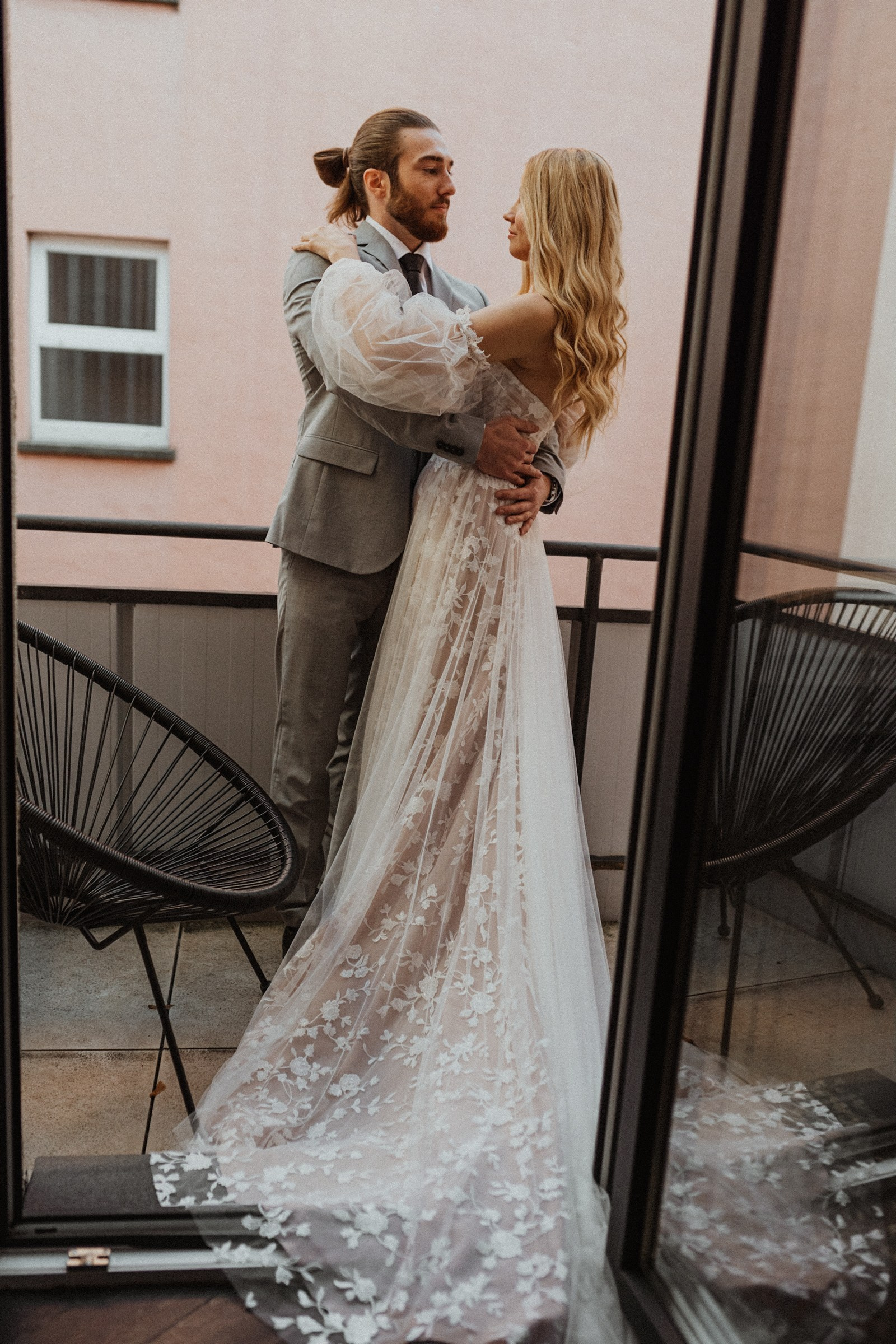 Julia & Dennis. Anna Saribekyan – Beste Hochzeitsfotografin in Würzburg, Top 10 in Deutschland