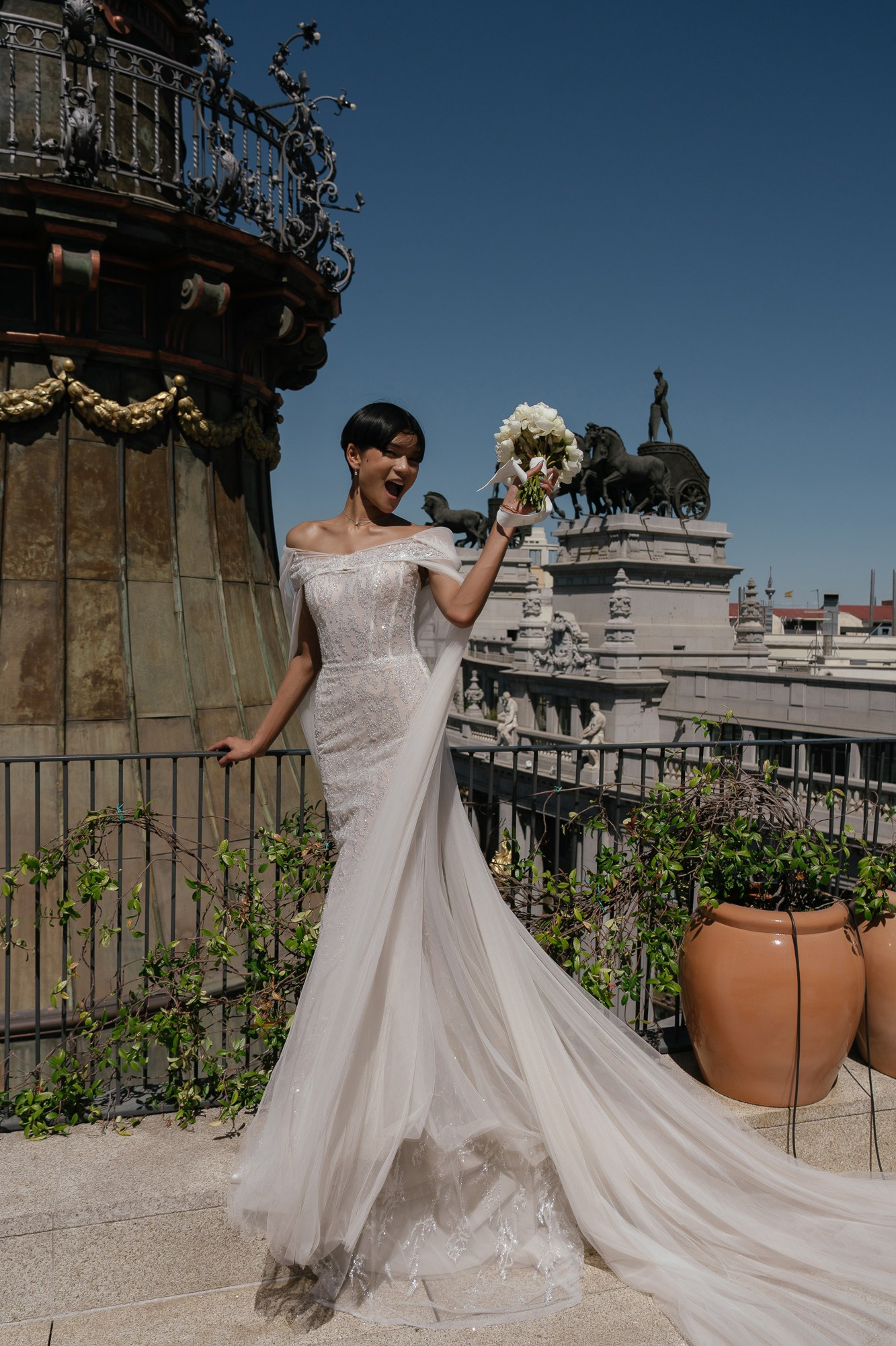 Wedding in famous Four Seasons Hotel, Madrid. Wedding photographer videographer Spain