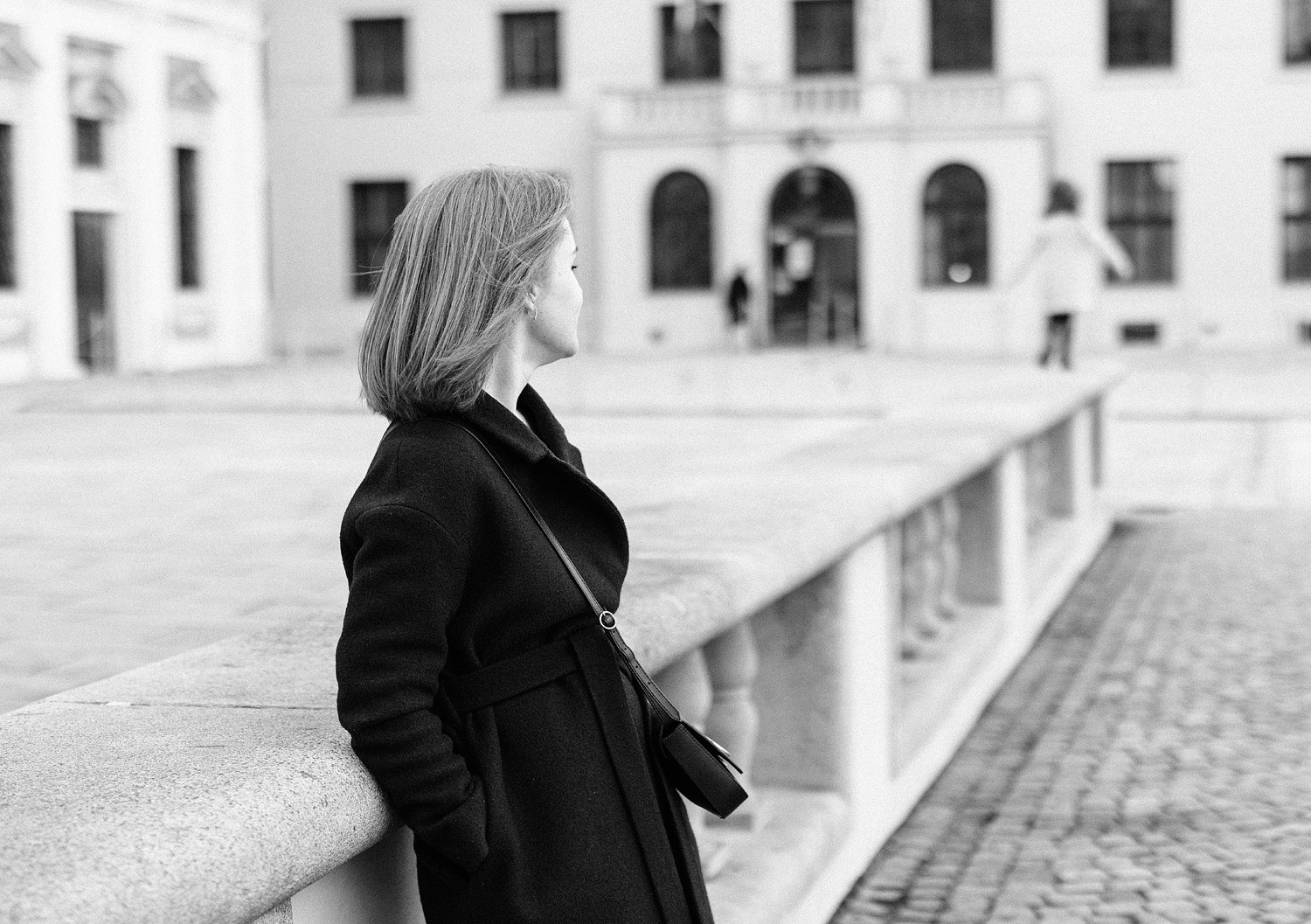 Фотосессия мамы и дочки на улочках города. Прага