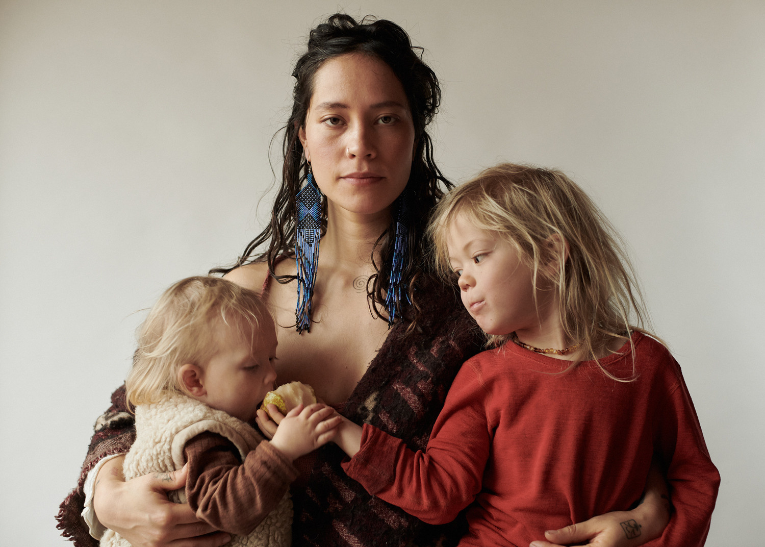 Family and portrait photography mother with her kids Victoria Ushaknova photographer in Amsterdam