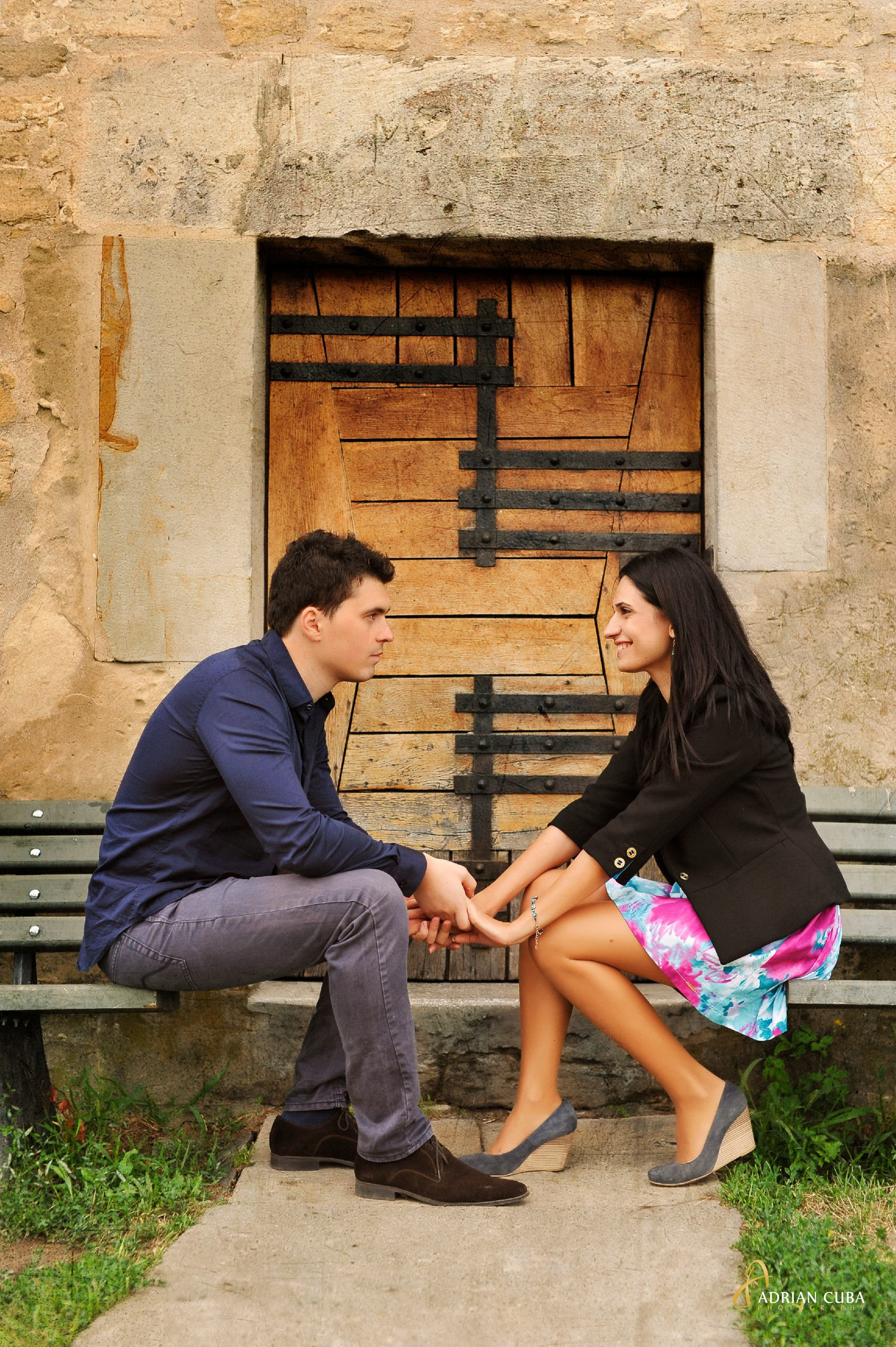 Sedinta foto Save the Date Iasi | Fotografie de logodna realizata de Adrian Cuba