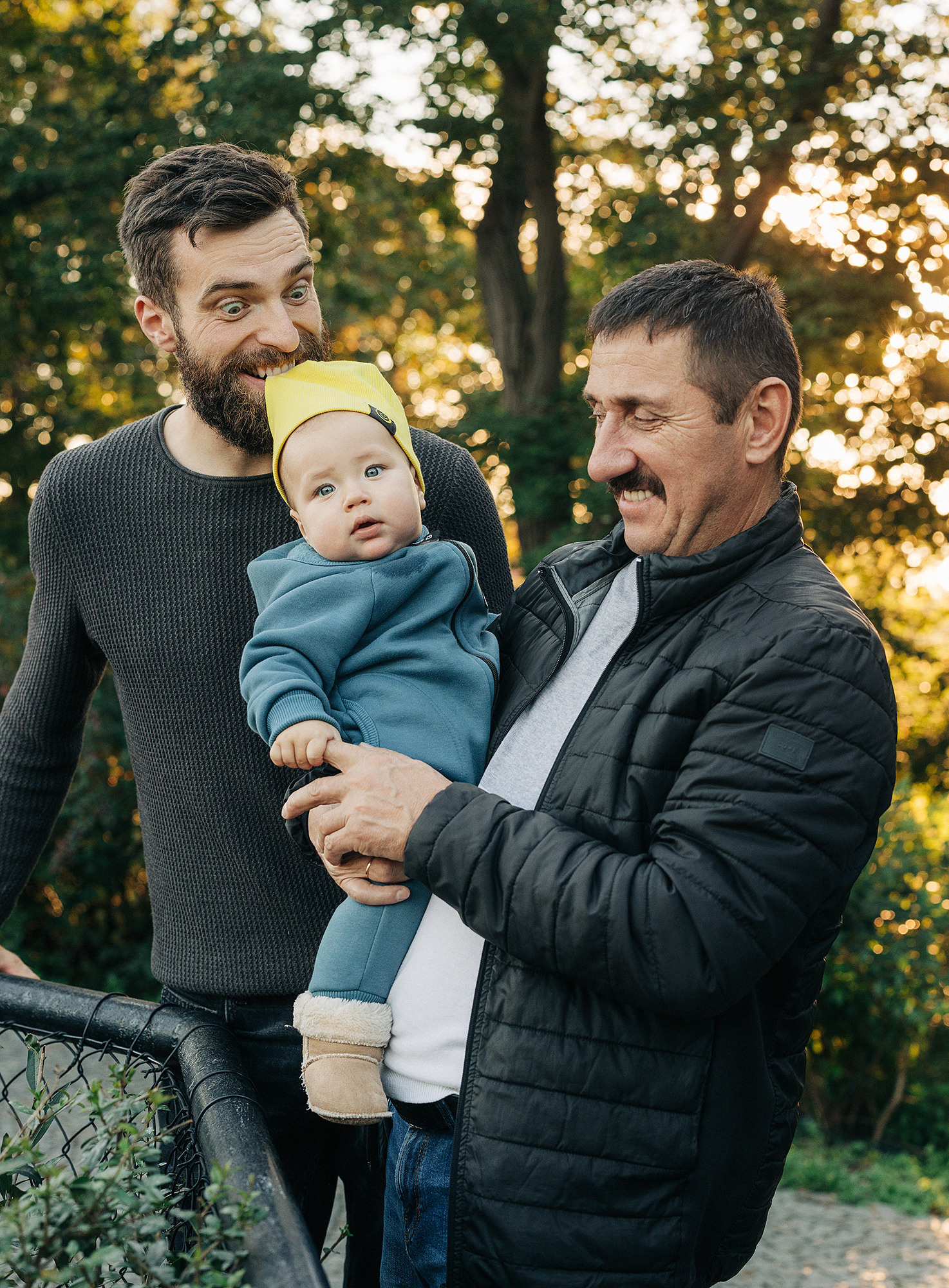 Семейная фотосессия в Праге. Вышеград. Семейный и свадебный фотограф в Праге Наталья Федори