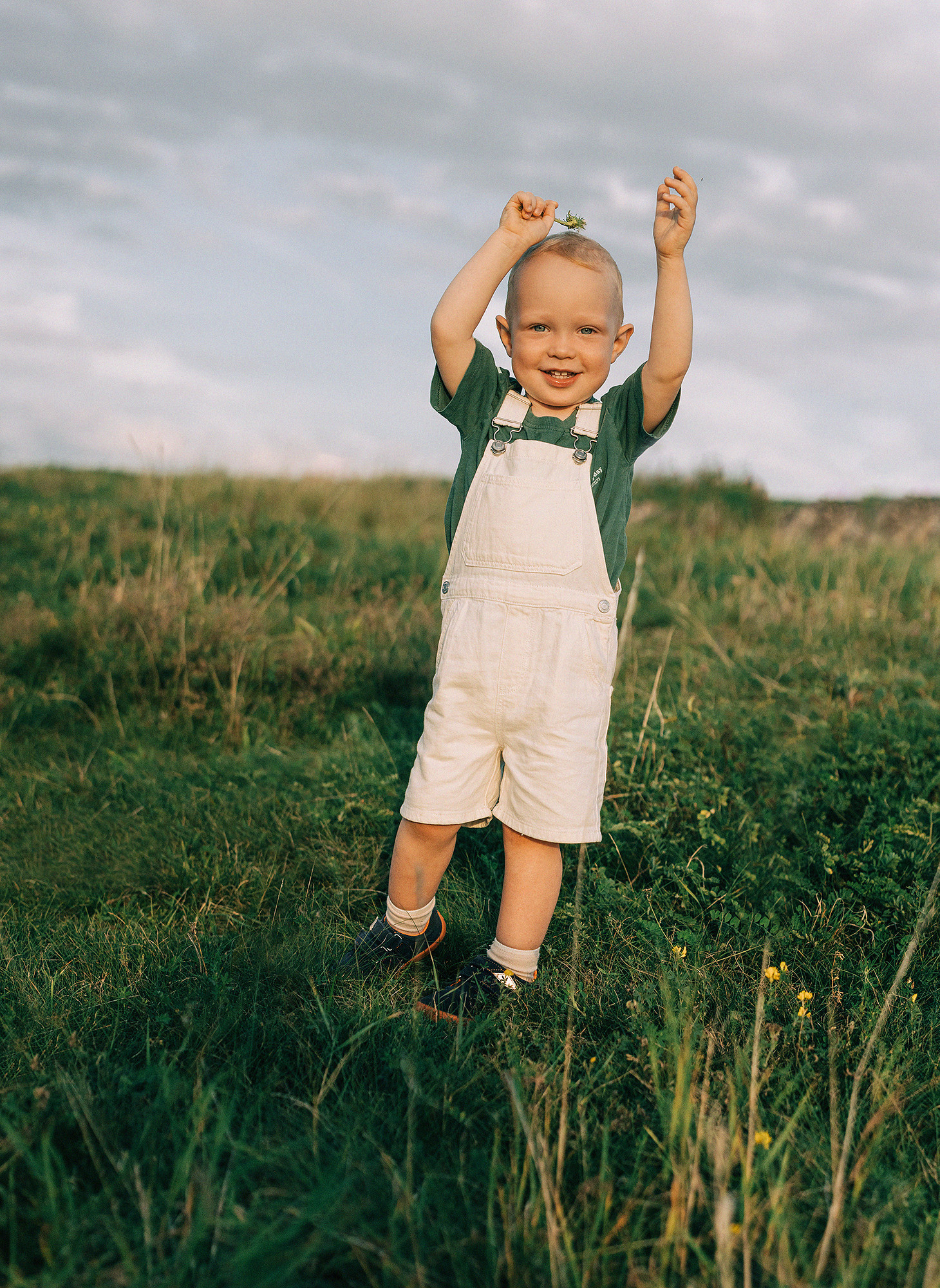 Таня, Андрей и Павел на вечерней прогулке. Rodinný a svatební fotograf v Praze