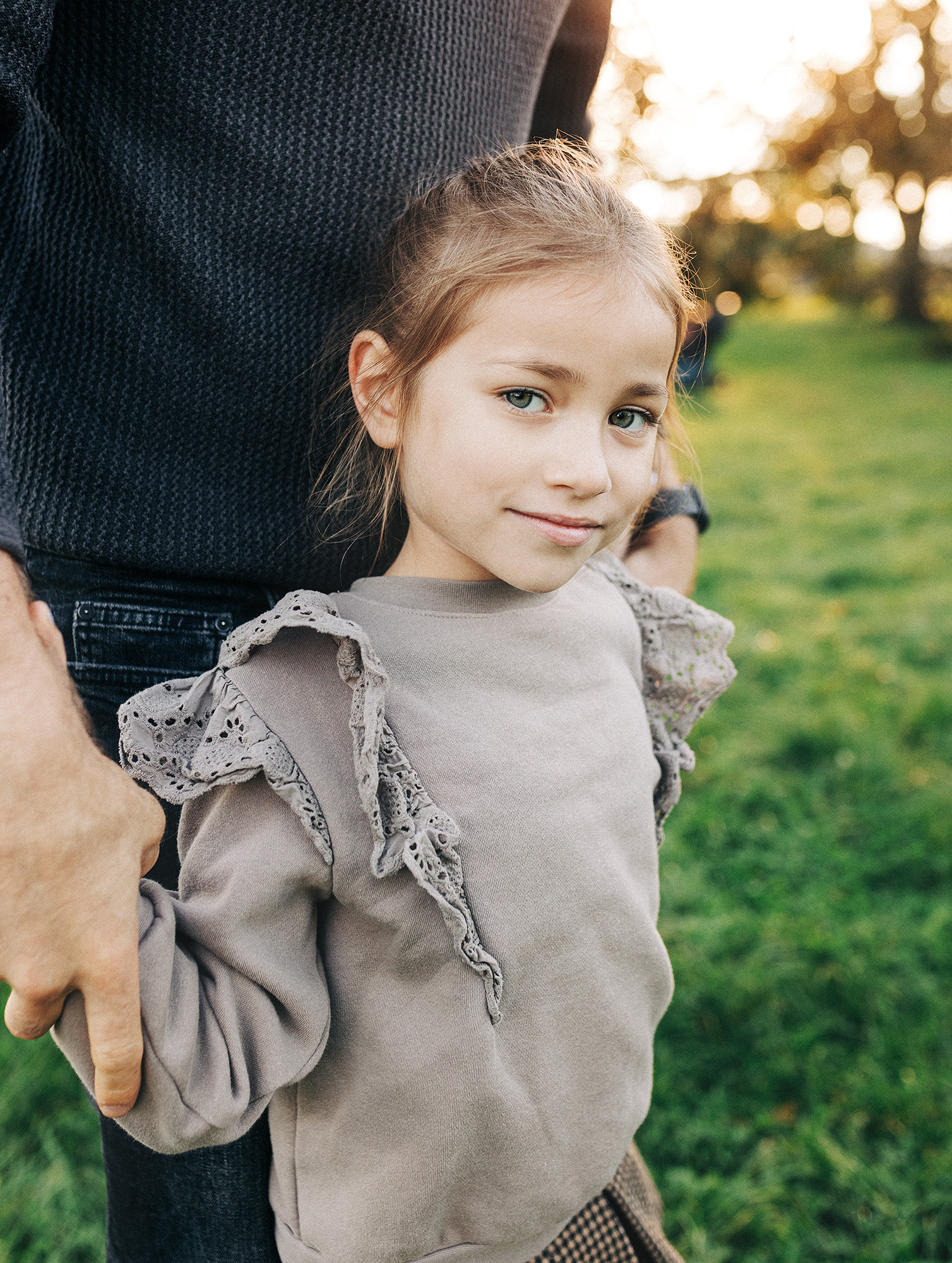 Elena in Troja bridge. Rodinný a svatební fotograf v Praze