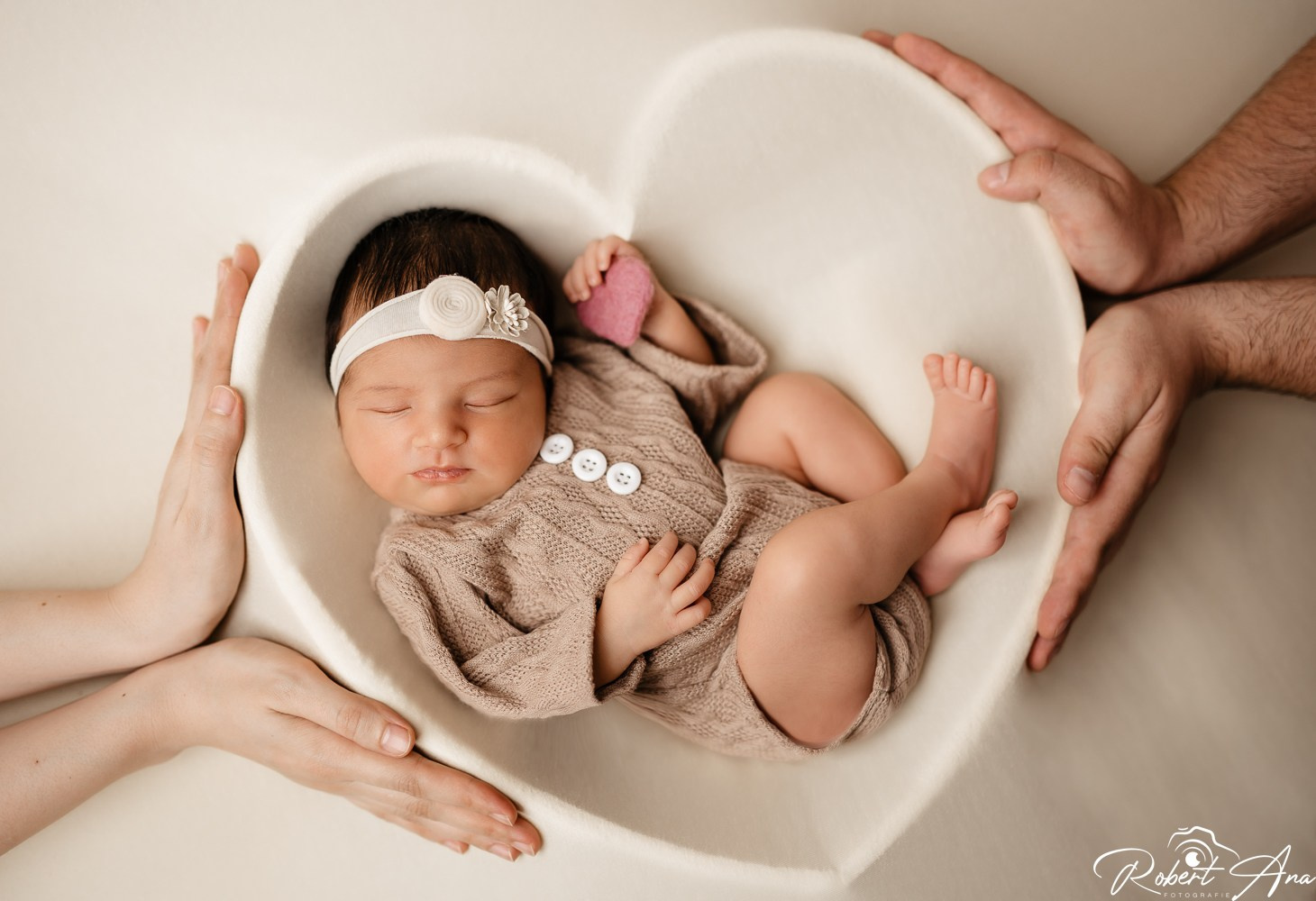 Bebeluși. Robert Blaj - Fotograf Nuntă Iași