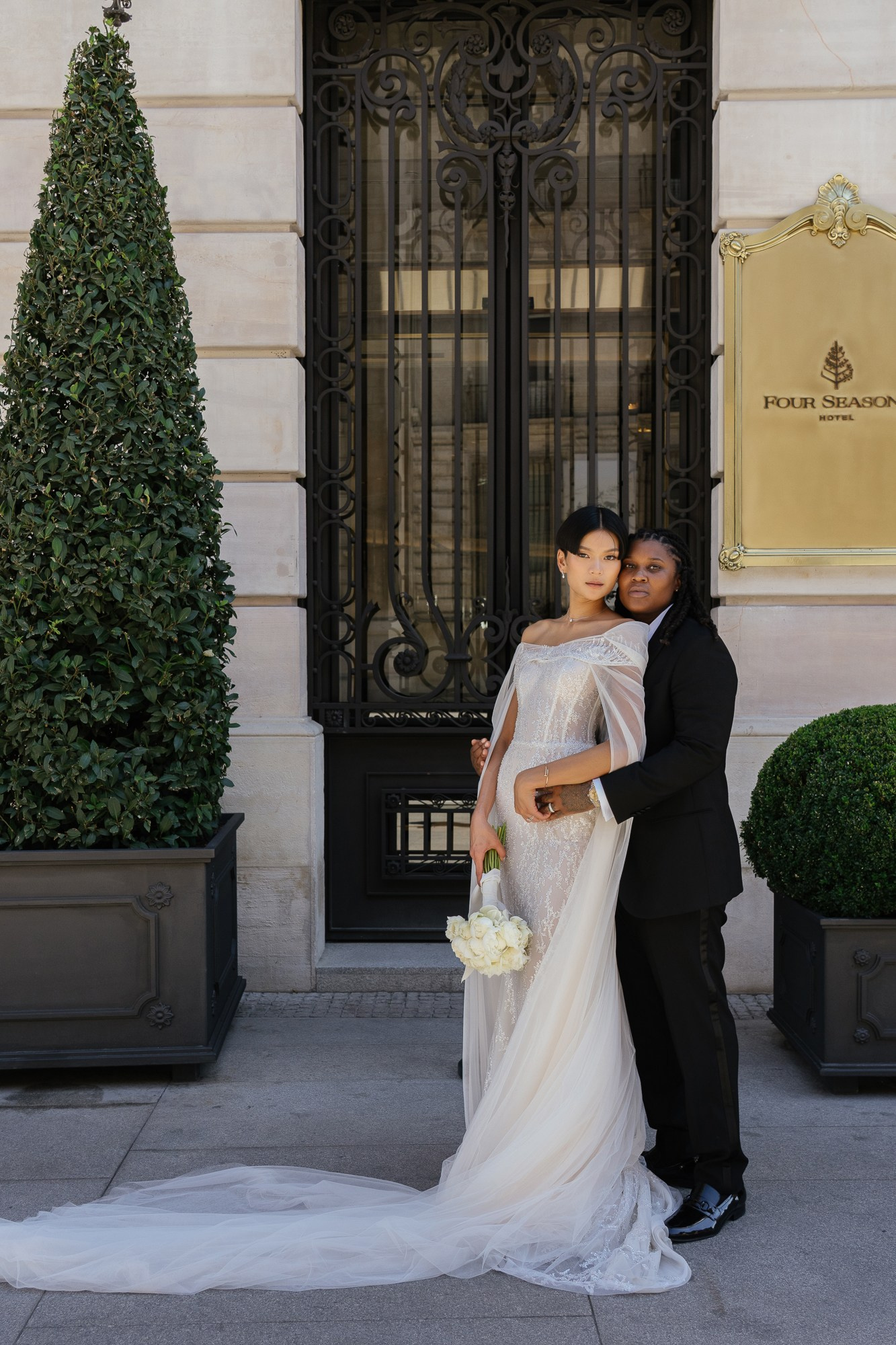 Wedding in famous Four Seasons Hotel, Madrid. Wedding photographer videographer Spain