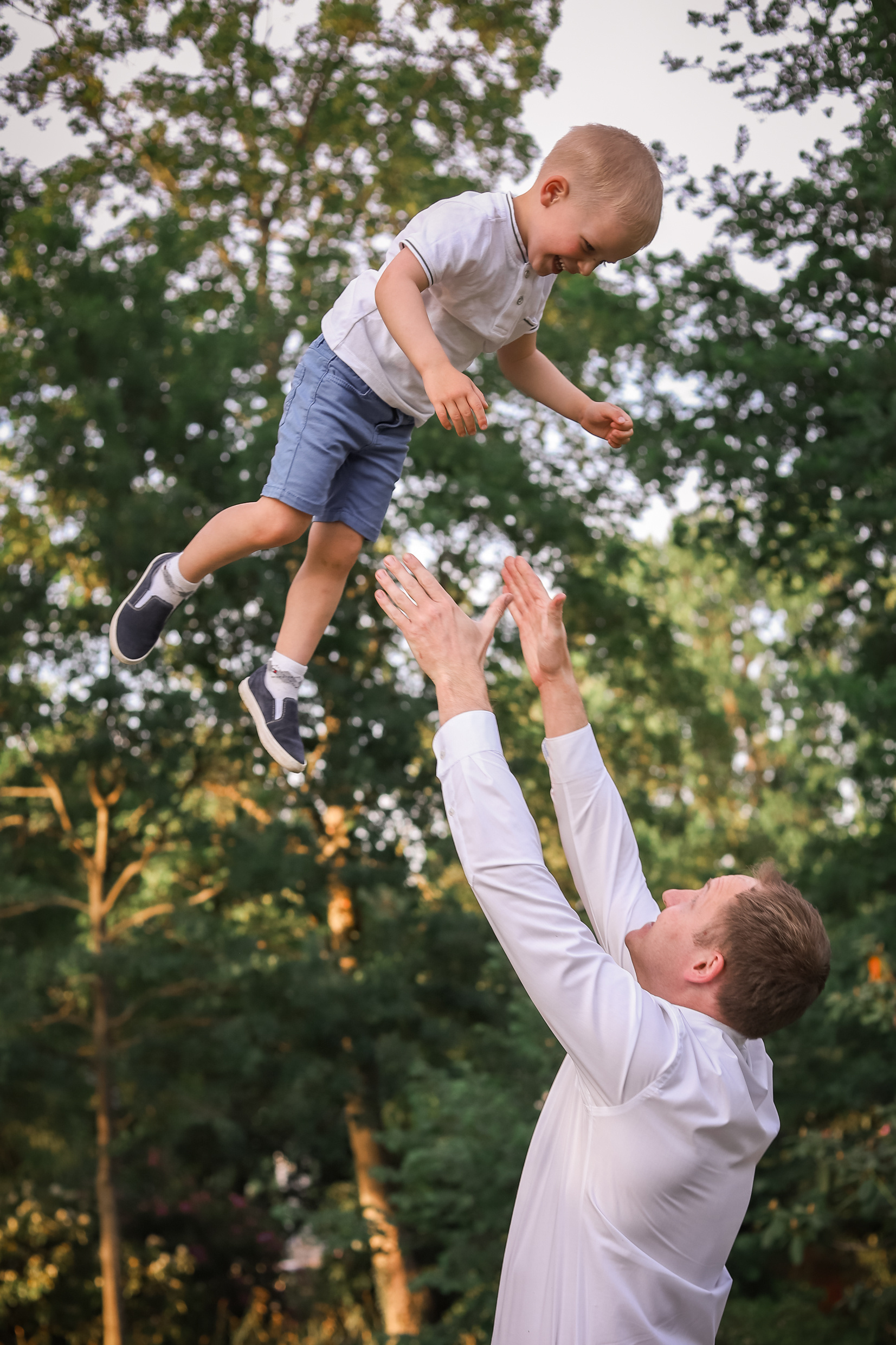 Familienfotoshooting Seepark. Fotograf in Freiburg, Meerim Kaufmann