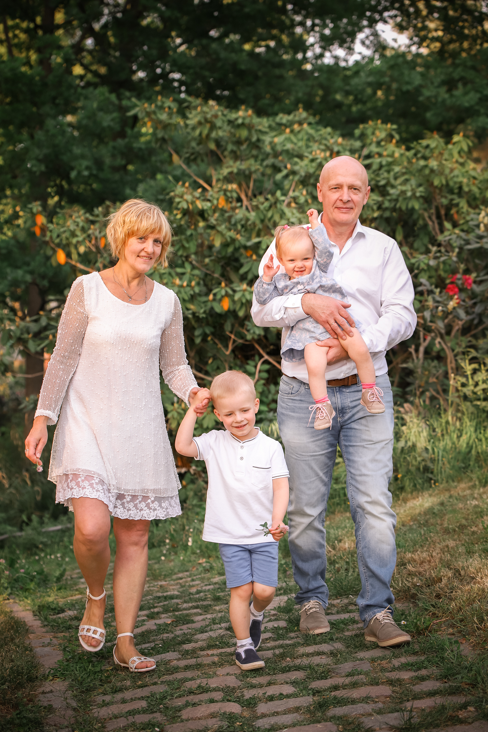 Familienfotoshooting Seepark. Fotograf in Freiburg, Meerim Kaufmann